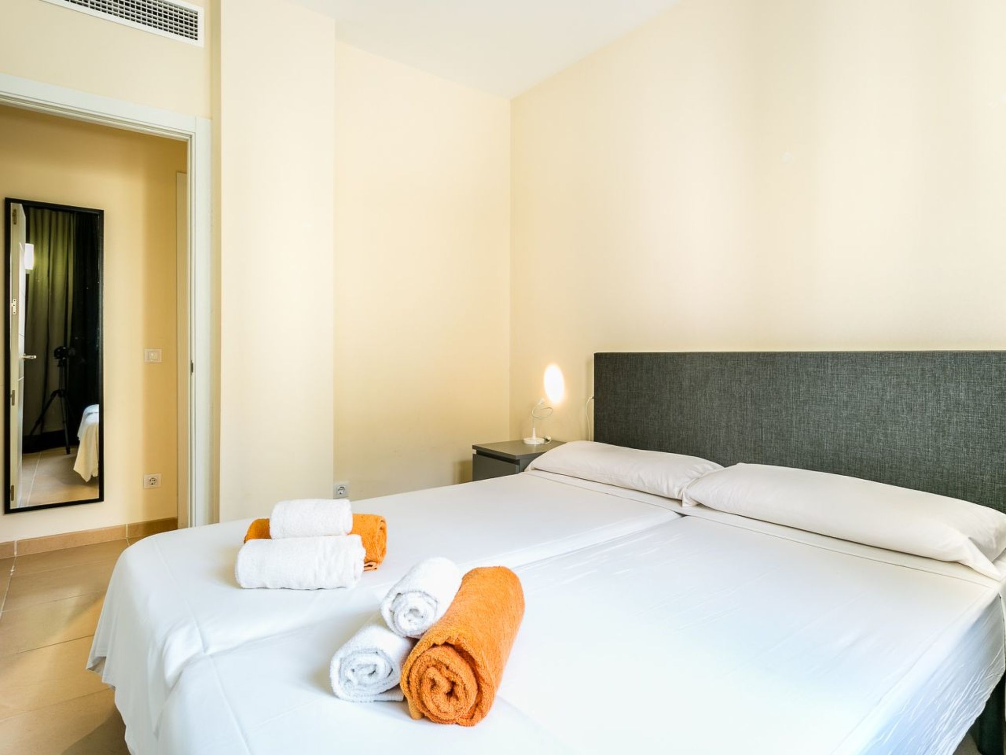 Wohnung mit gemeinsamem Pool, Grill und Meerblick-Binnen