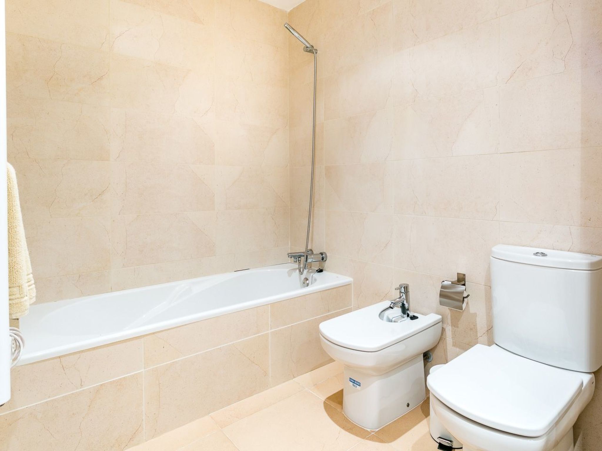 Wohnung mit gemeinsamem Pool, Grill und Meerblick-Binnen