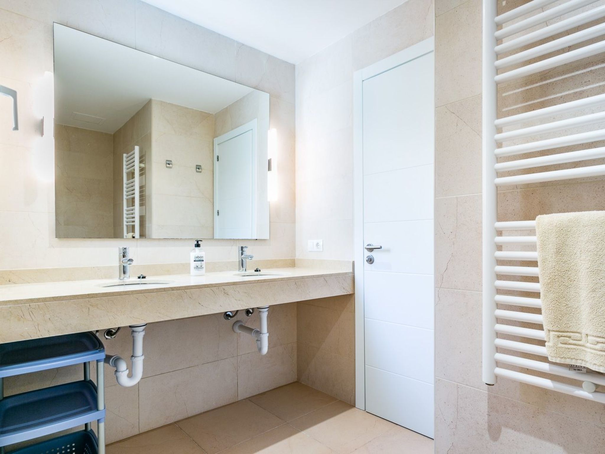 Wohnung mit gemeinsamem Pool, Grill und Meerblick-Binnen