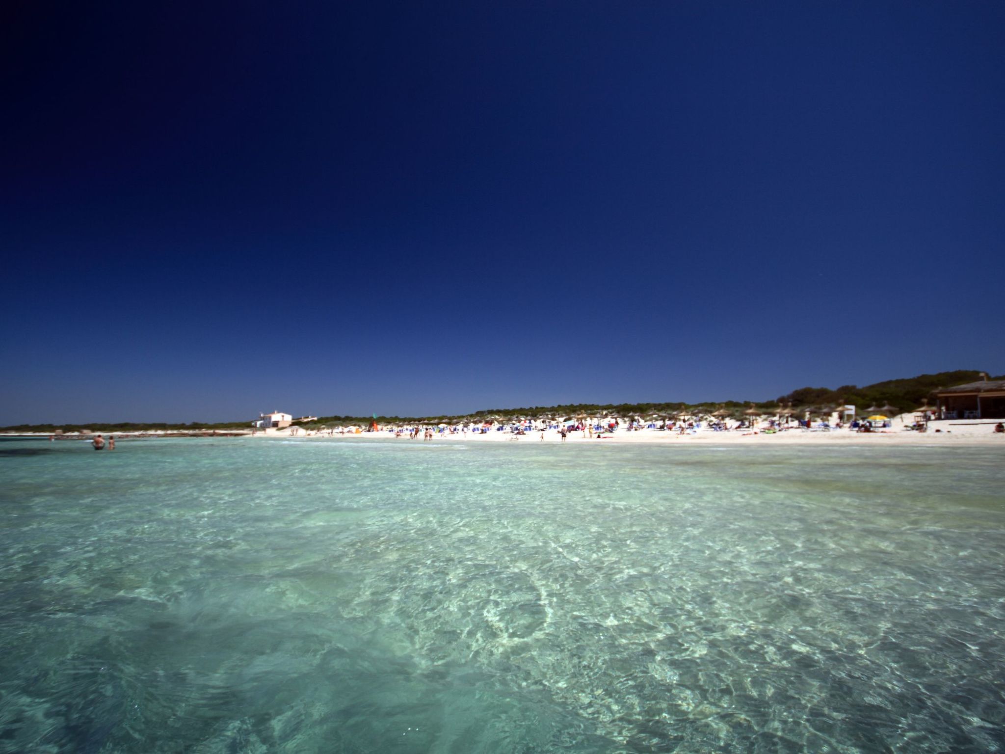 Wohnung mit gemeinsamem Pool, Grill und Meerblick