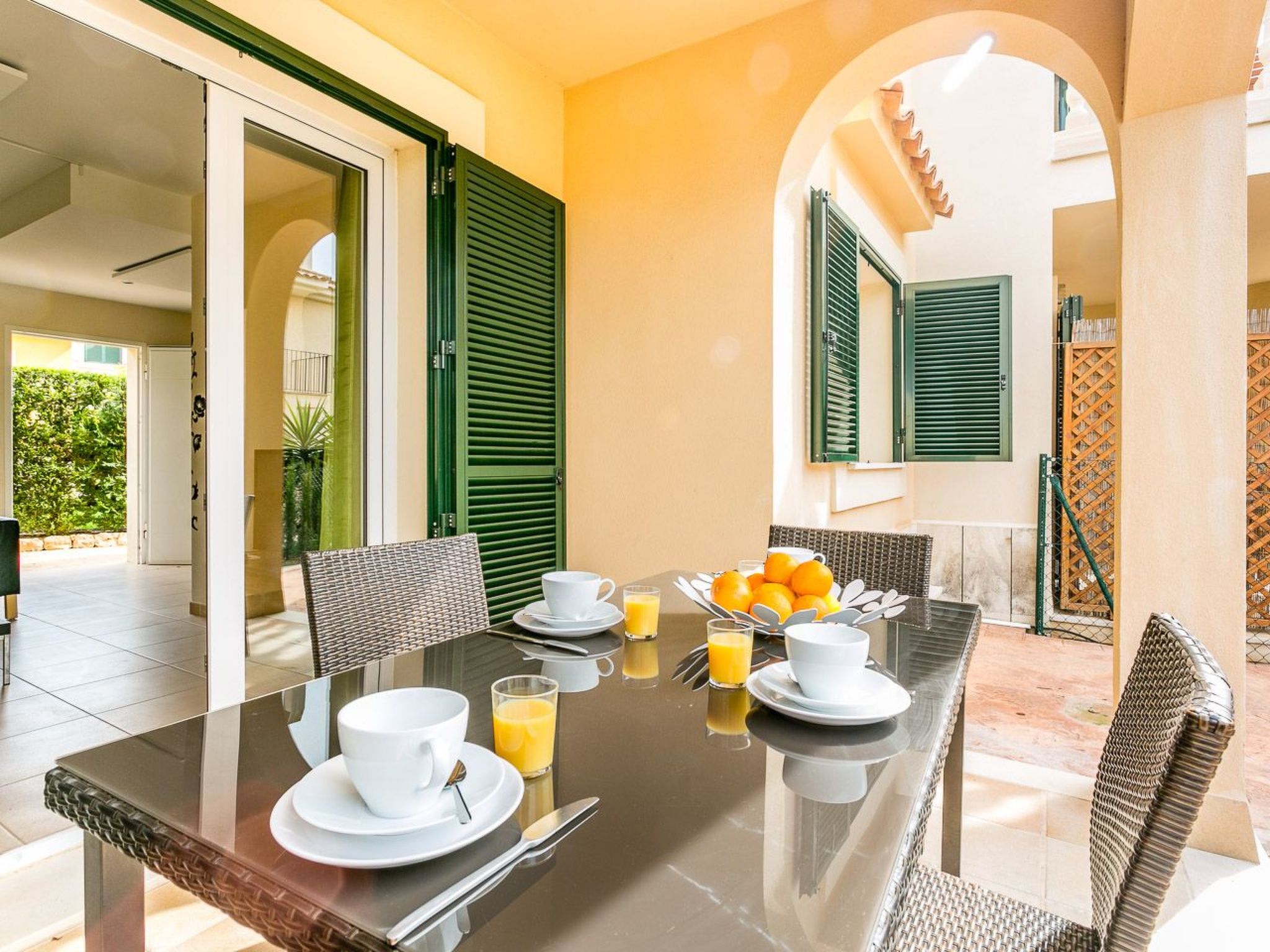 Mit Dachterrasse und Meerblick