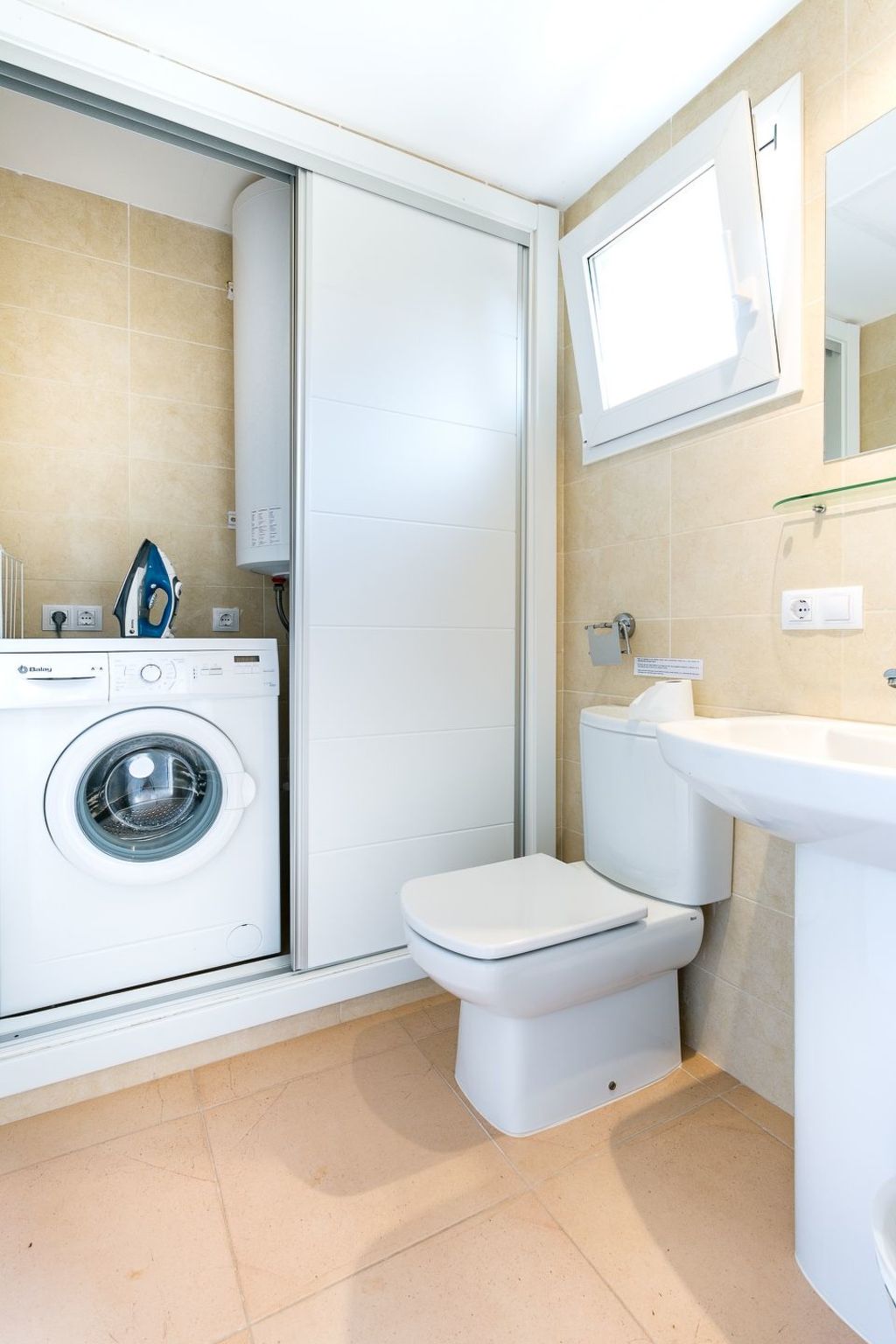 Mit Dachterrasse und Meerblick-Drinnen