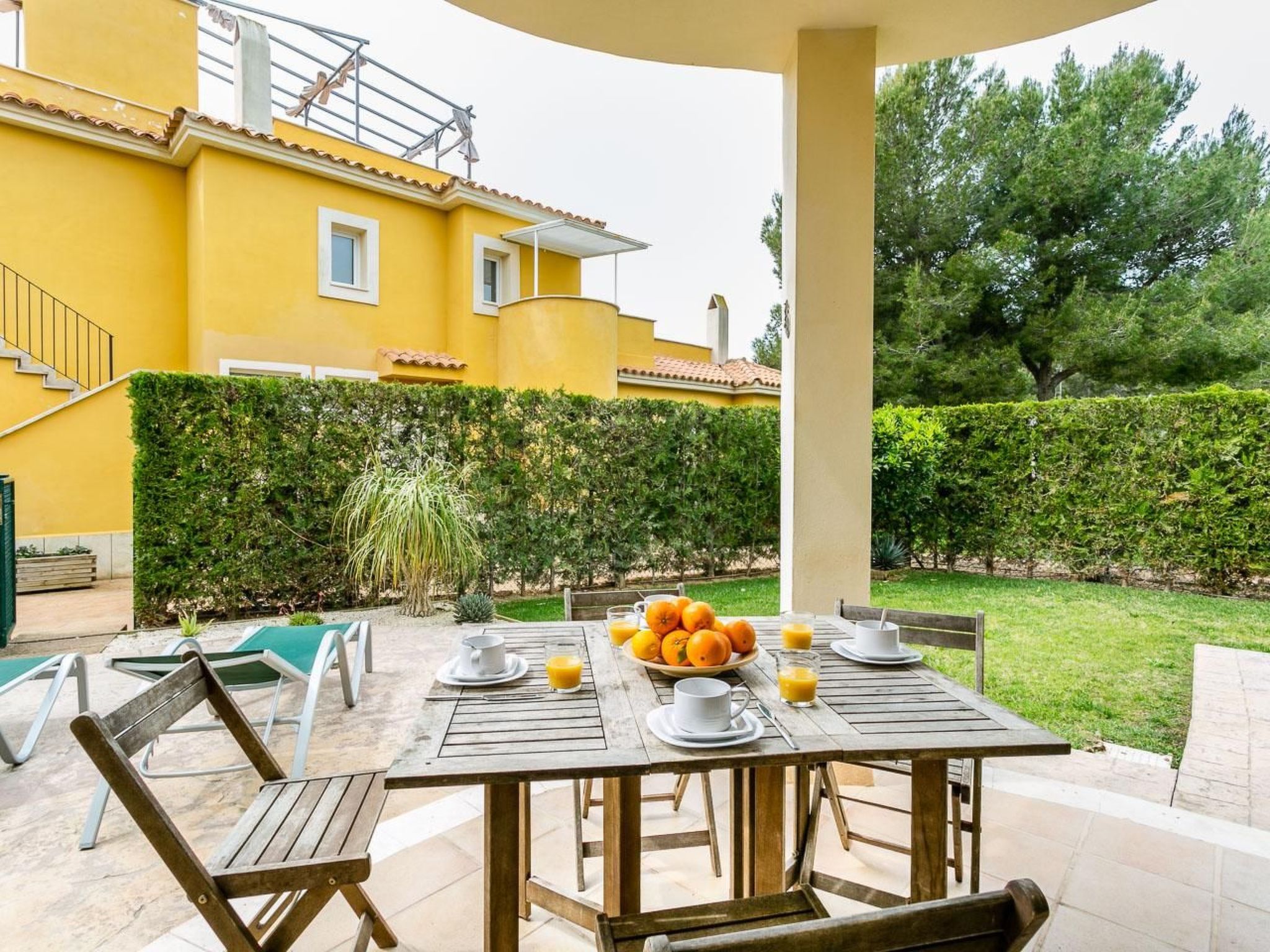 Schönes Ferienhaus in Urbanització El Paraíso