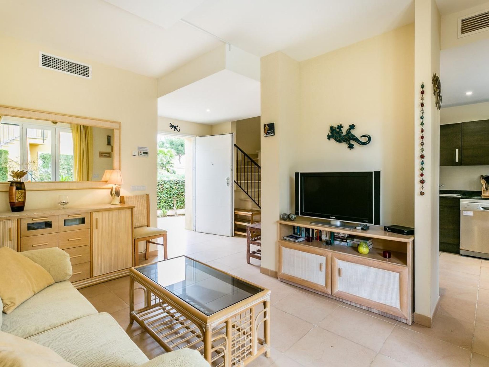 Schönes Ferienhaus in Urbanització El Paraíso-Binnen