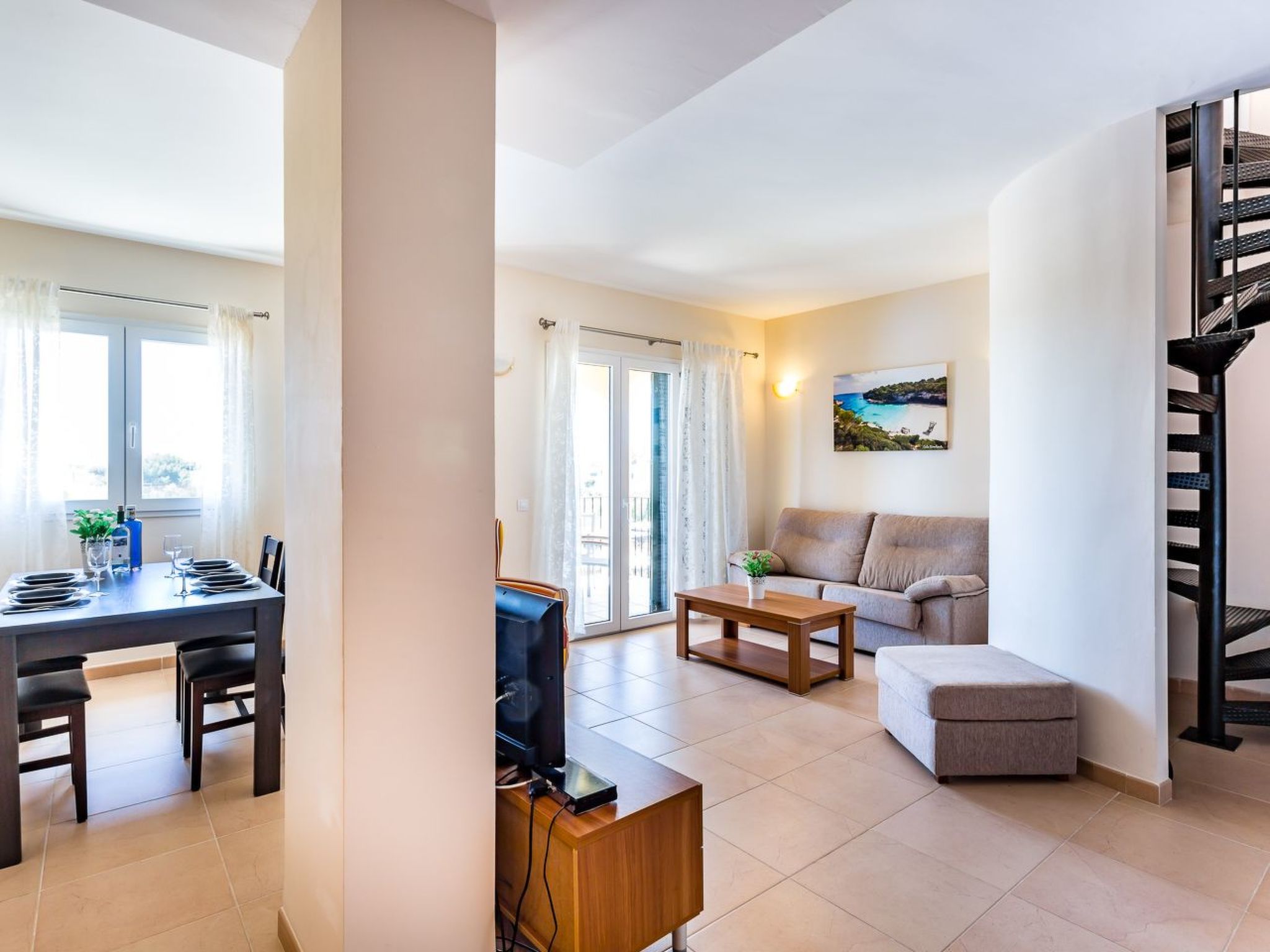 Gemütliche Ferienwohnung mit Gemeinschaftspool-Drinnen