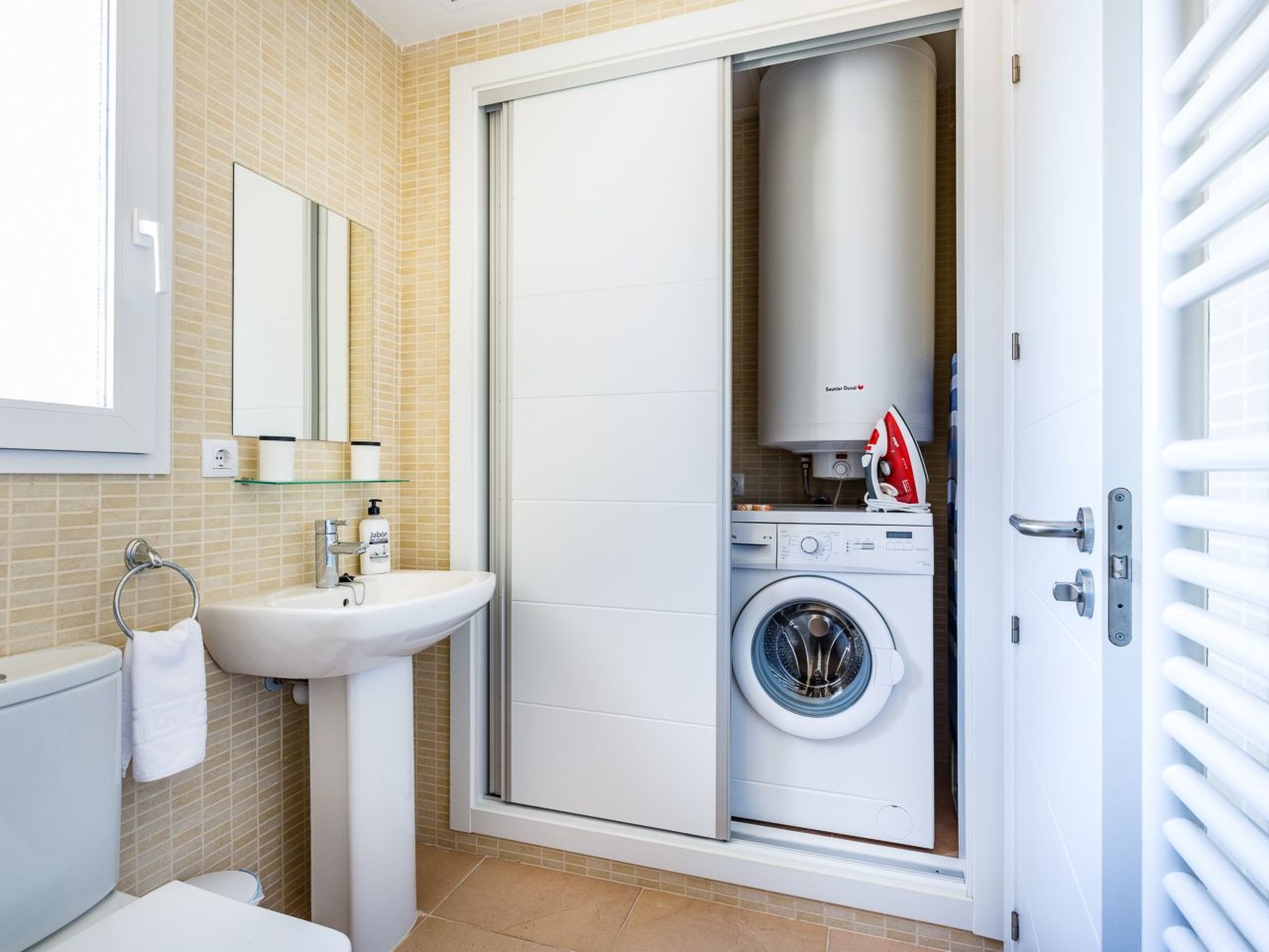 Gemütliche Ferienwohnung mit Gemeinschaftspool