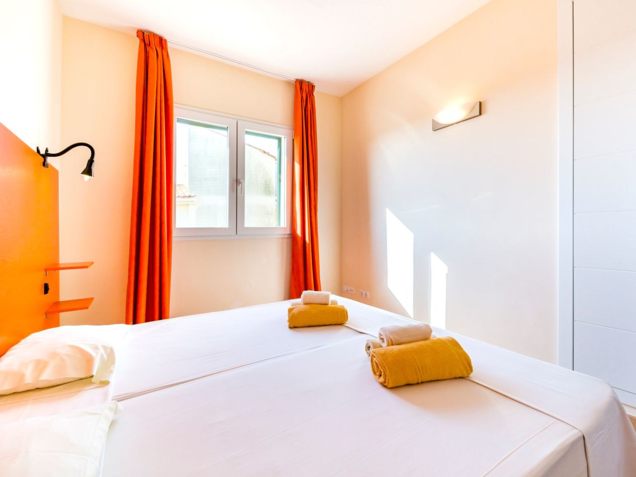 Strandnahes Ferienhaus mit schönem Garten-Image-tags.info