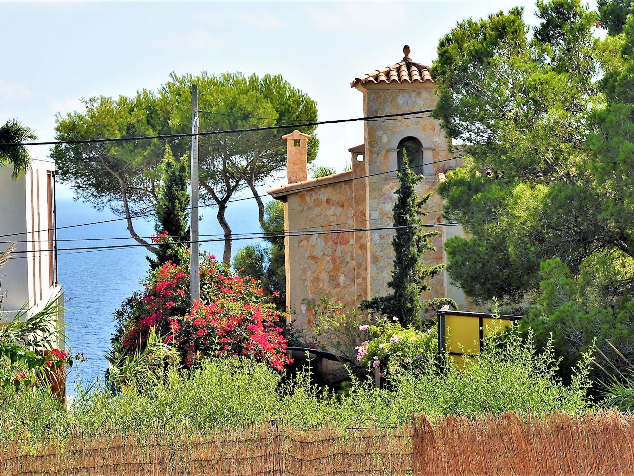 Preciosa villa con vistas al mar, piscina privada, aire acondicionado y wifi id - Buiten