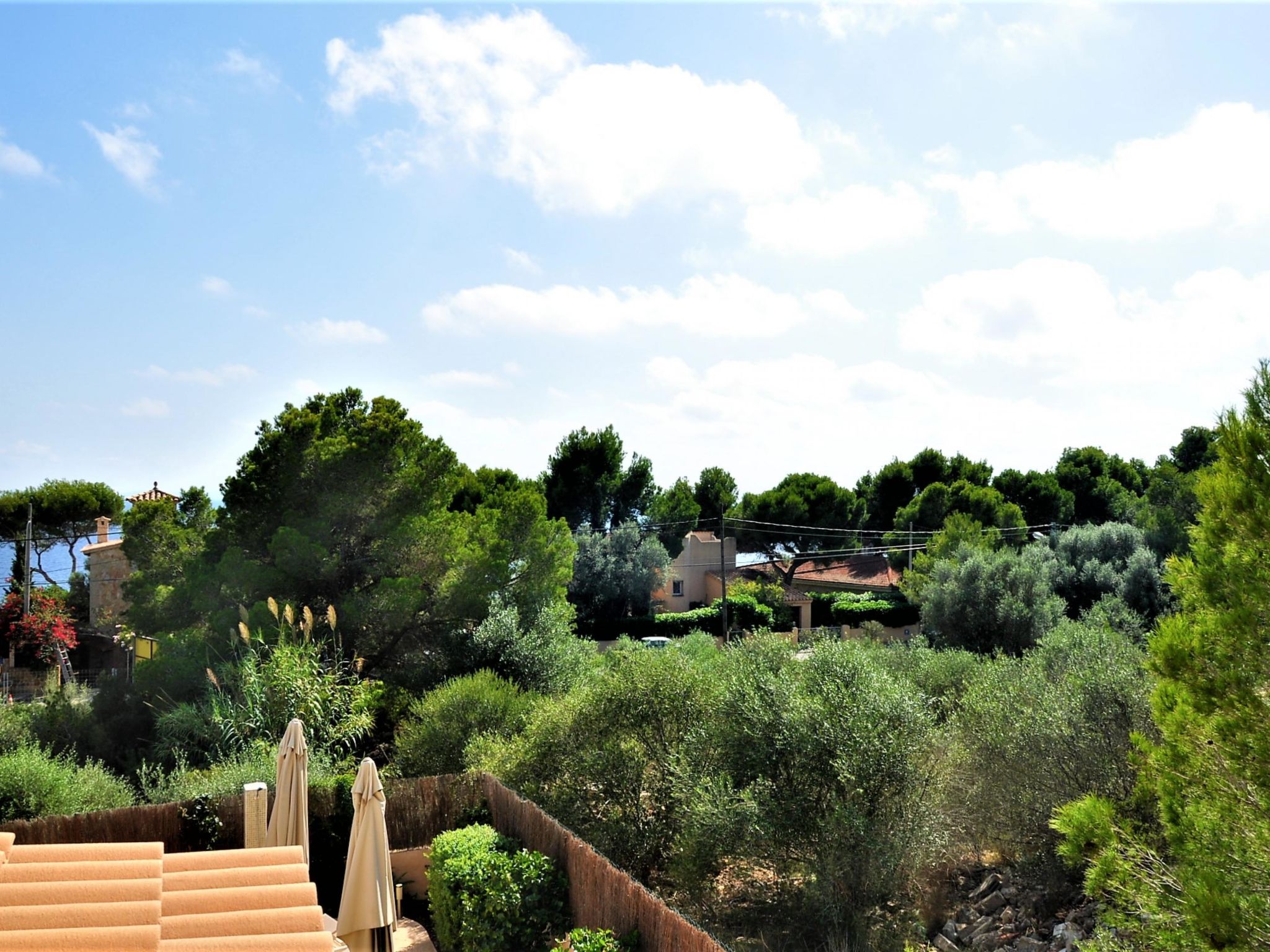 Preciosa villa con vistas al mar, piscina privada, aire acondicionado y wifi id - Buiten