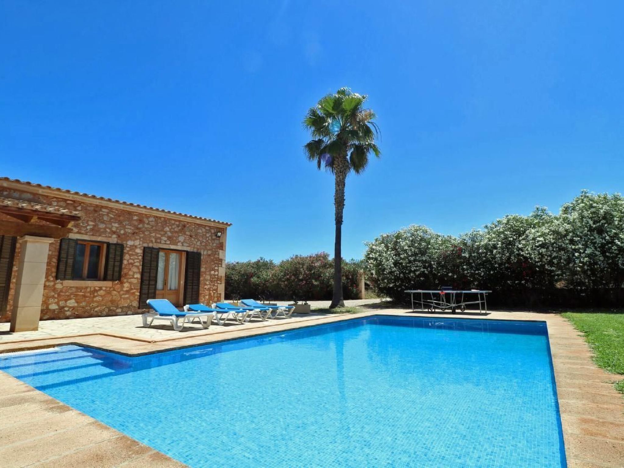 Vakantiehuis met omheinde tuin in Campos (Spanje) 1 hond is welkom