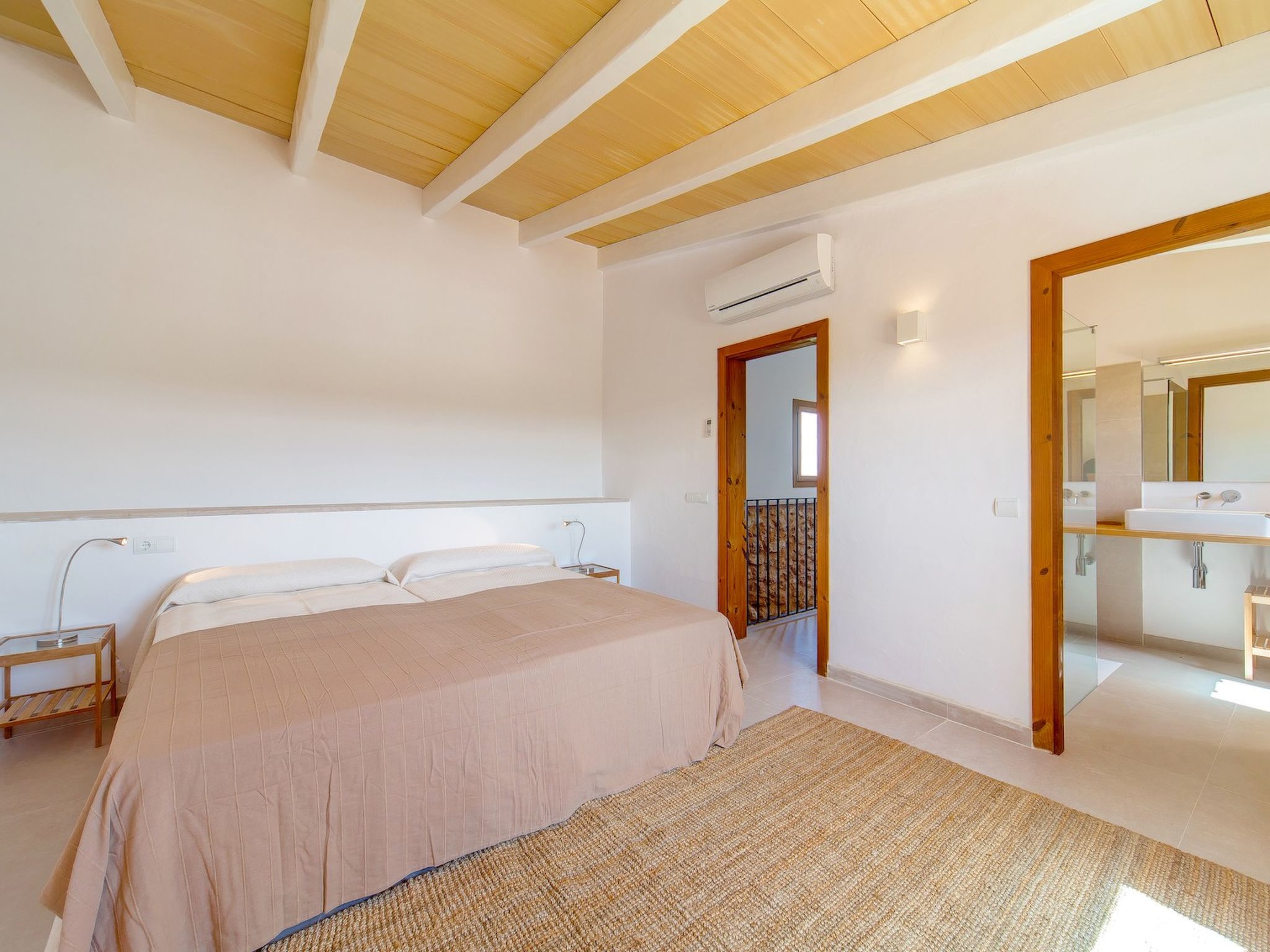 Villa ES Trenc - SA Sinia Vella by PriorityVillas - Drinnen