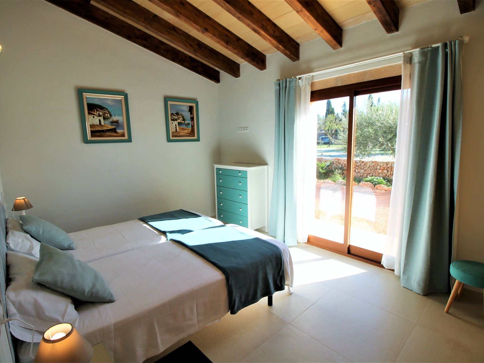 Son Pieres Nou-Binnen