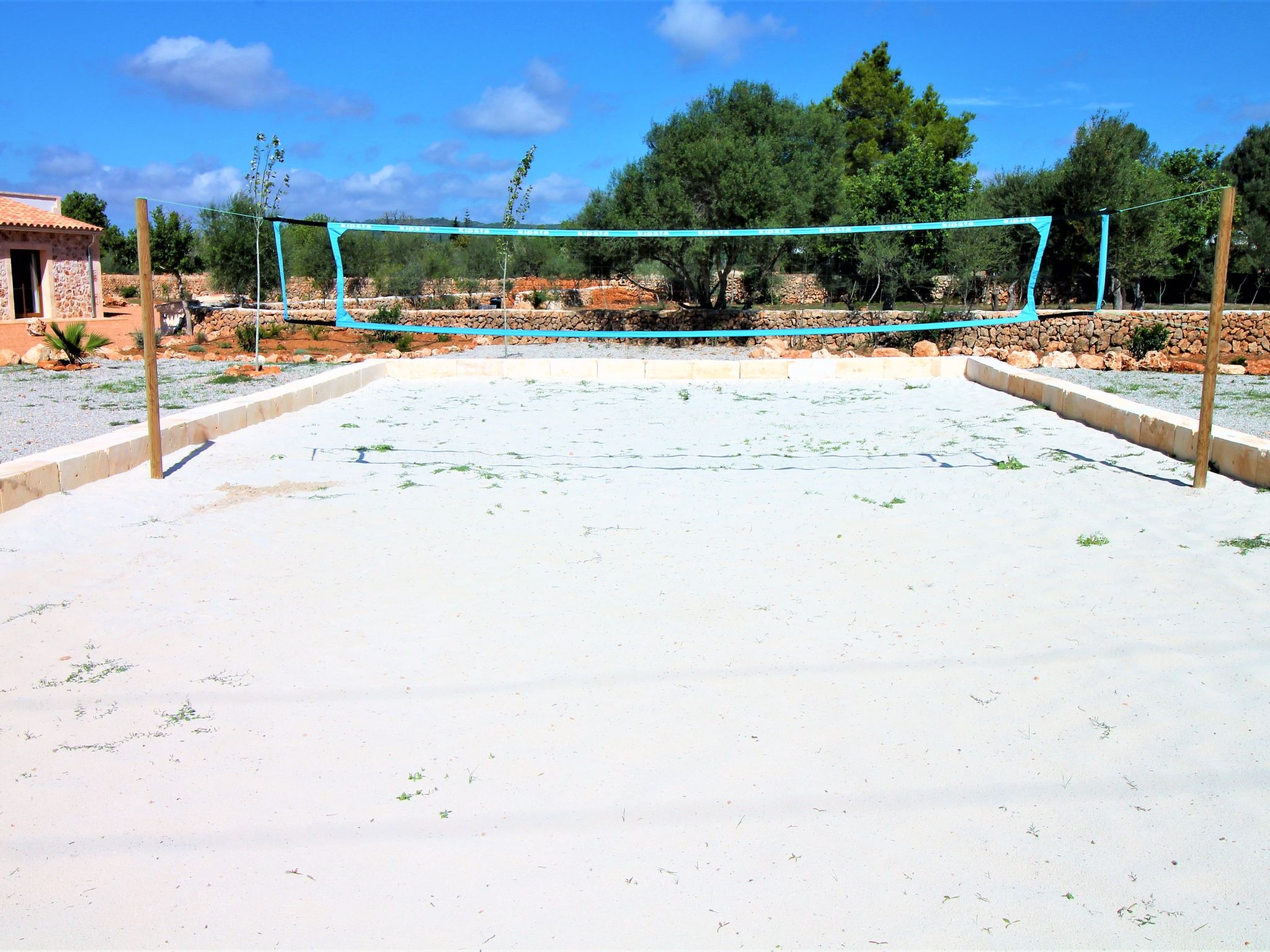 Son Pieres Nou-Binnen