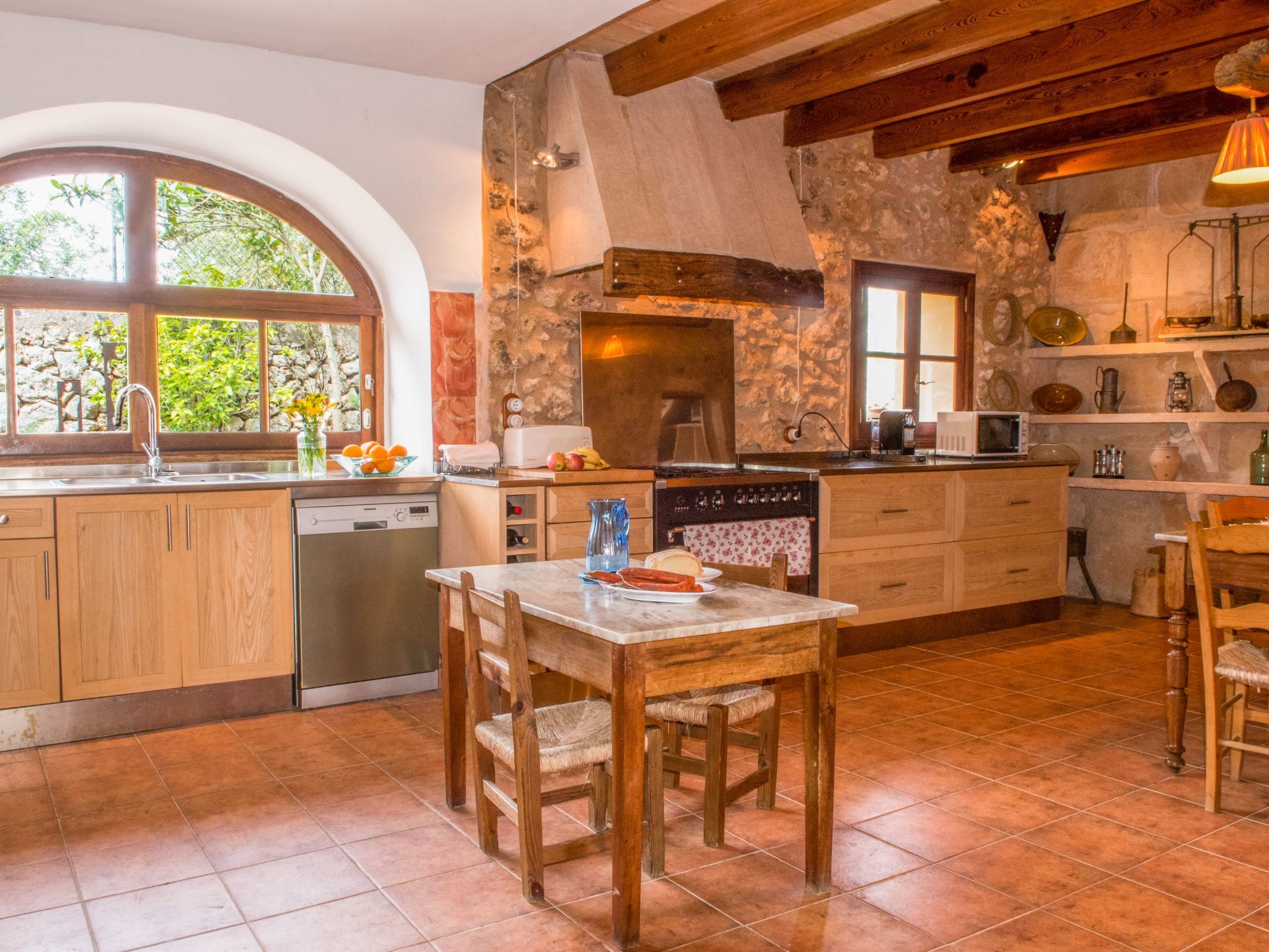 Alqueria-Image-tags.info