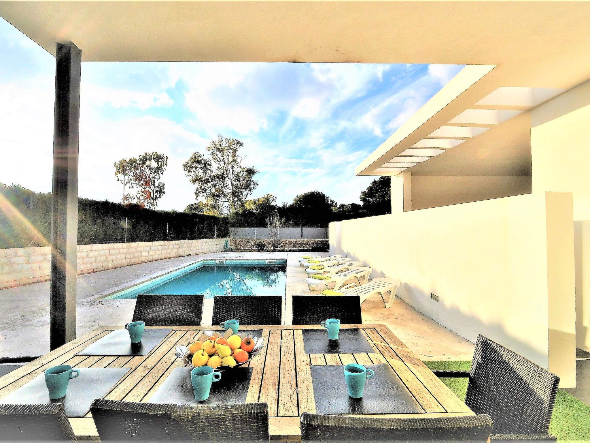 Maison Moderna Villa cerca del golf y con piscina privada, ideal para familias - ofert – Terrasse, photo 29 sur 46