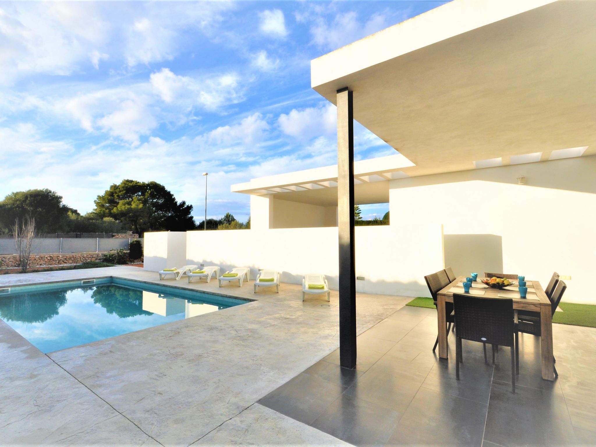 Maison Moderna Villa cerca del golf y con piscina privada, ideal para familias - ofert – Terrasse, photo 30 sur 46