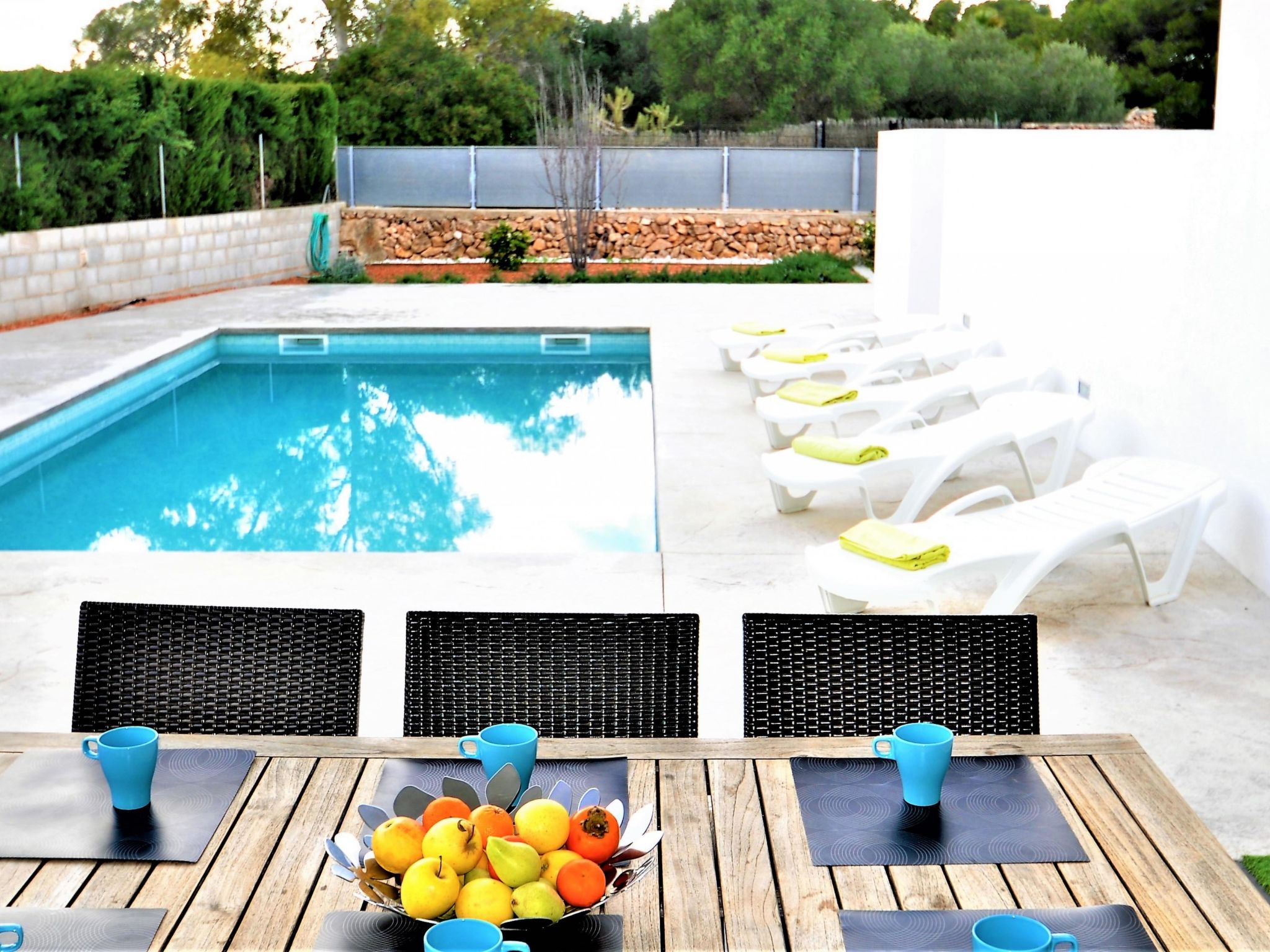 Moderna Villa cerca del golf y con piscina privada, ideal para familias - ofert