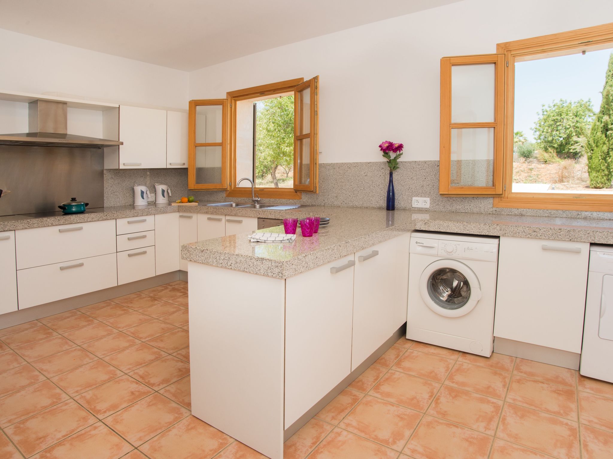 Romana-Image-tags.info