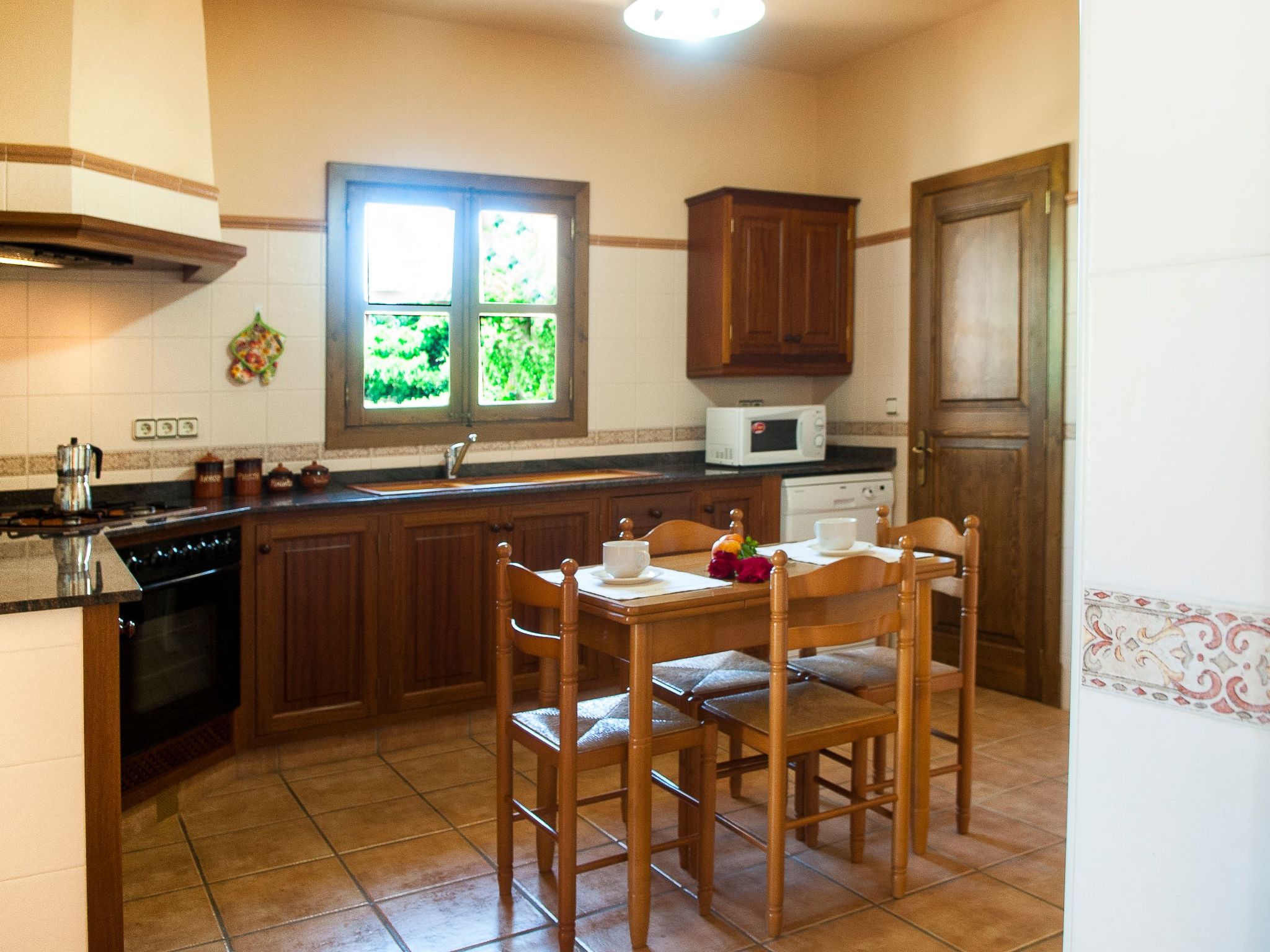 Ullastre-Image-tags.info