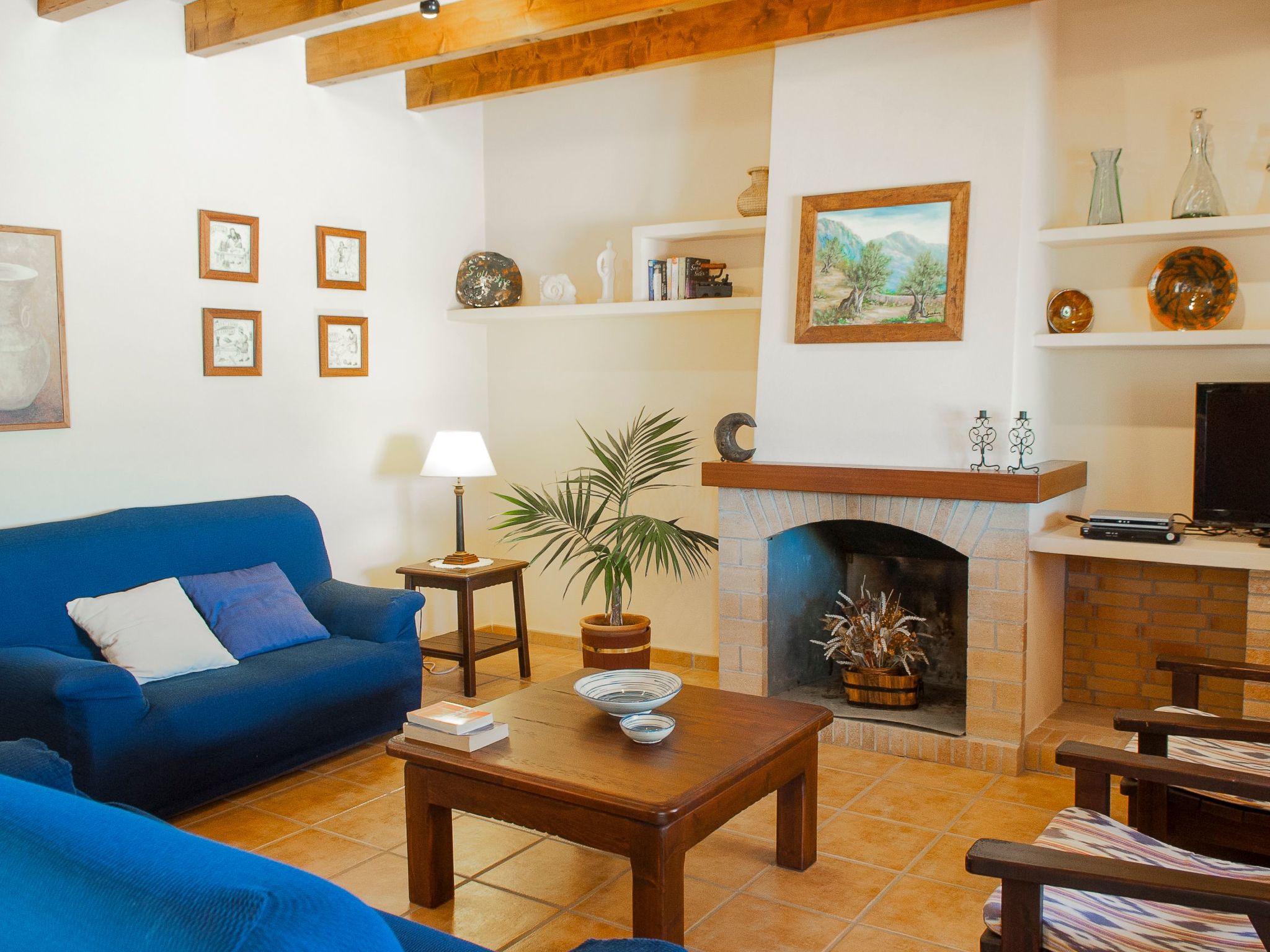 Ullastre-Image-tags.info