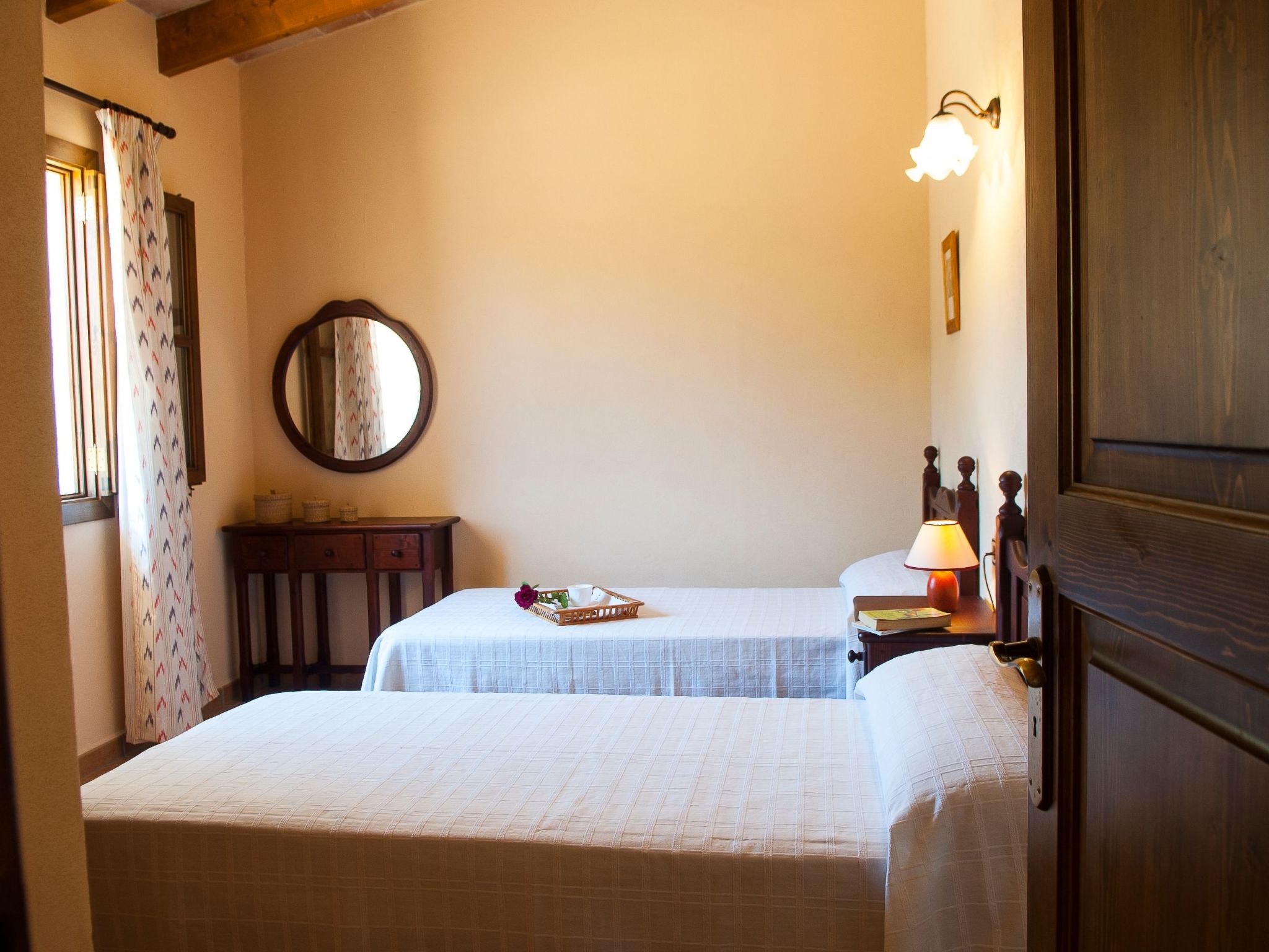 Ullastre-Image-tags.info