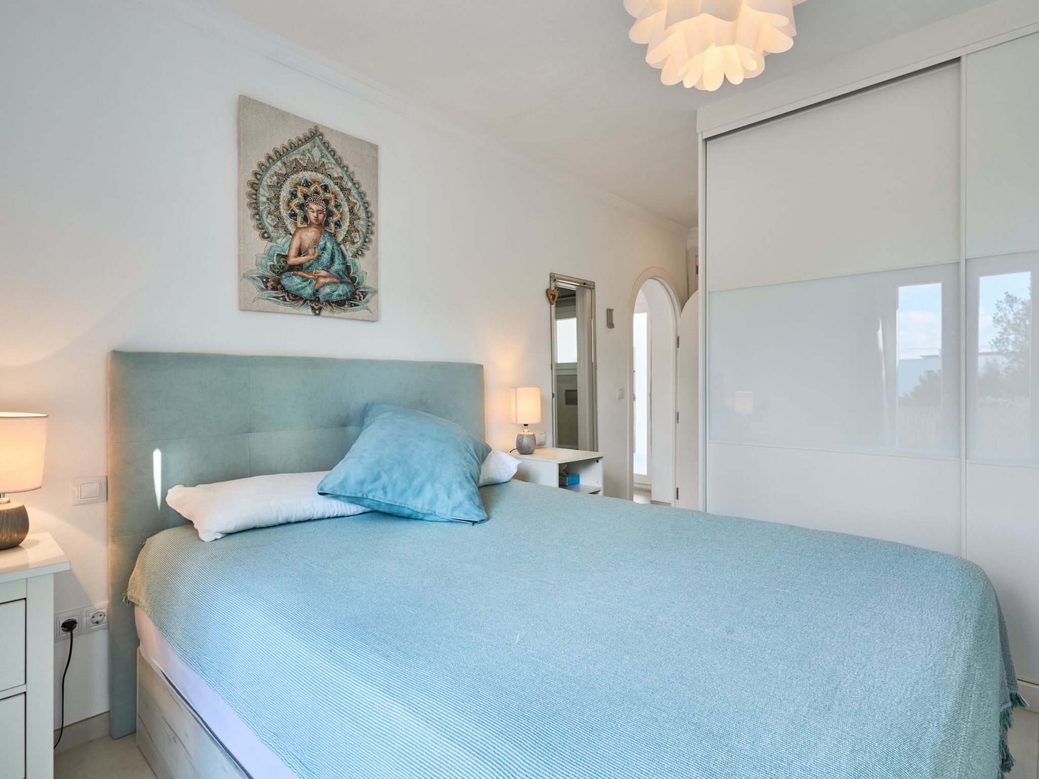 Guadi-Image-tags.info