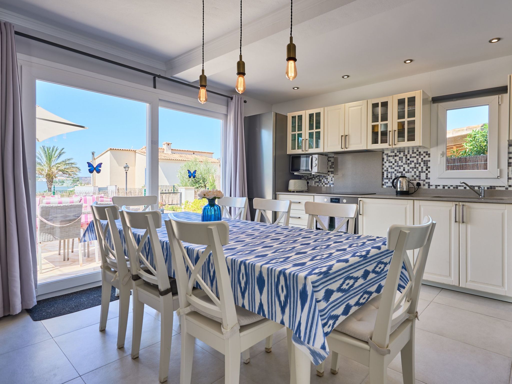 Guadi-Image-tags.info