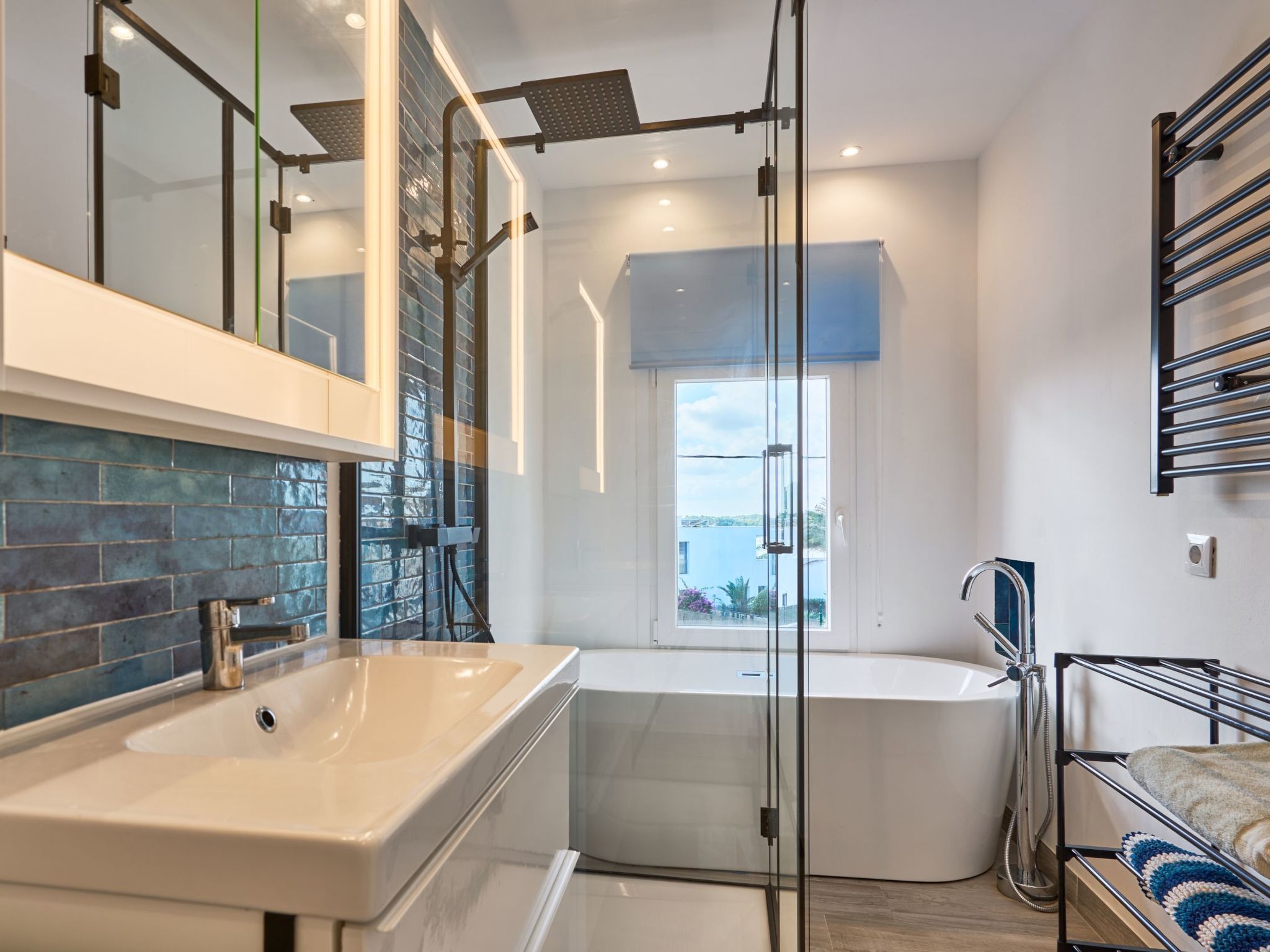 Guadi-Image-tags.info