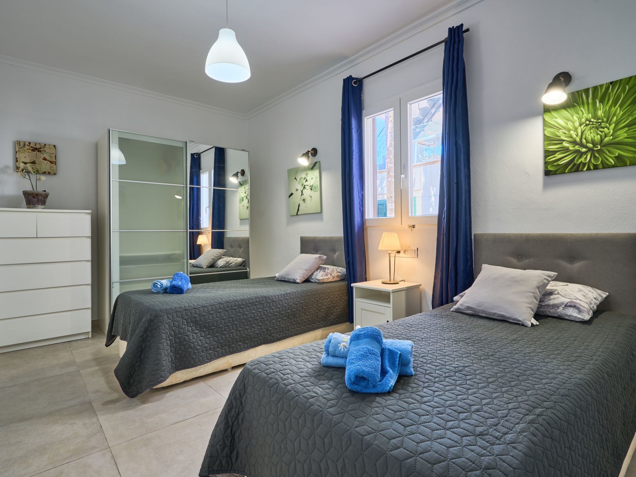 Guadi-Image-tags.info