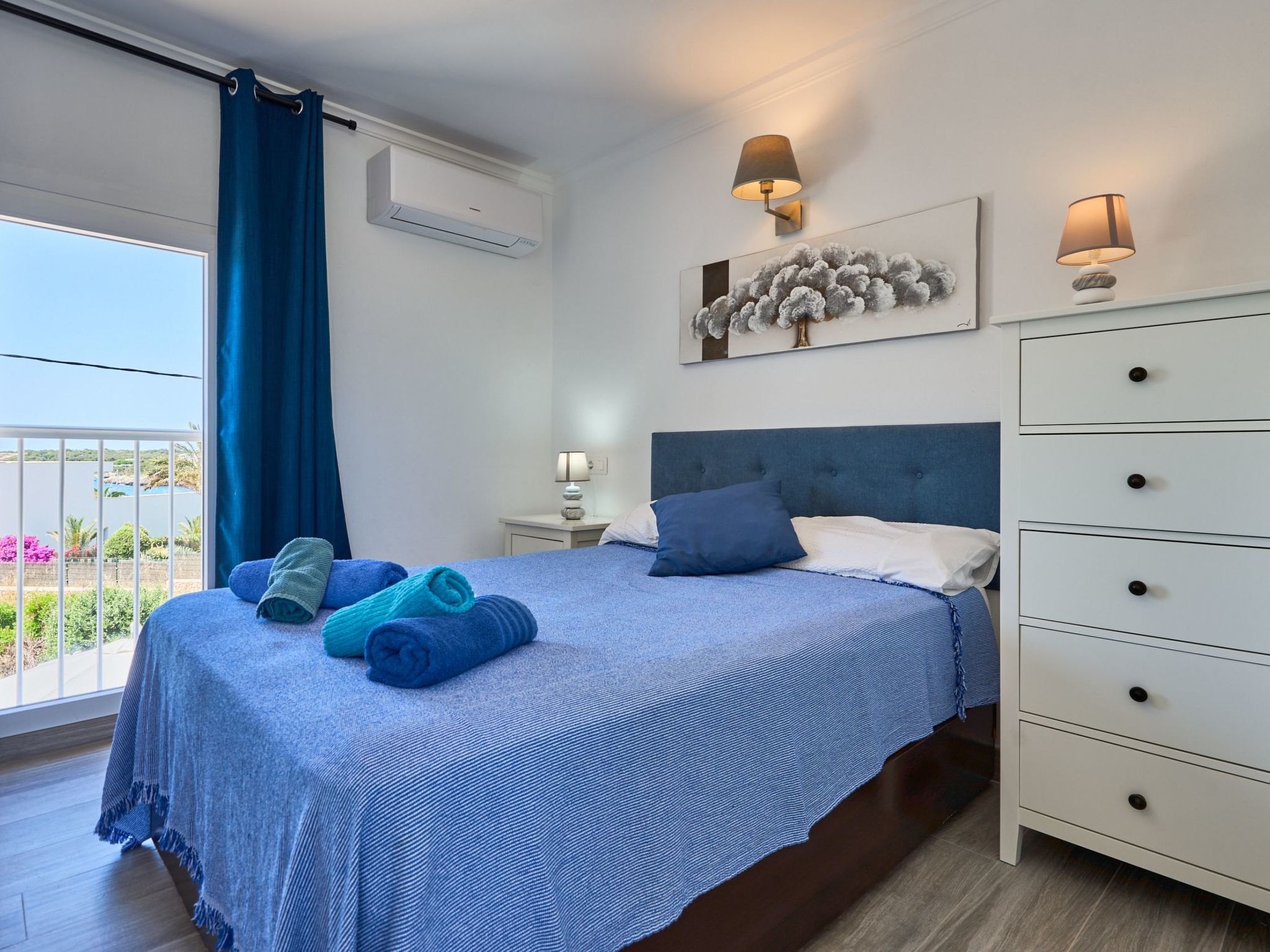 Guadi-Image-tags.info