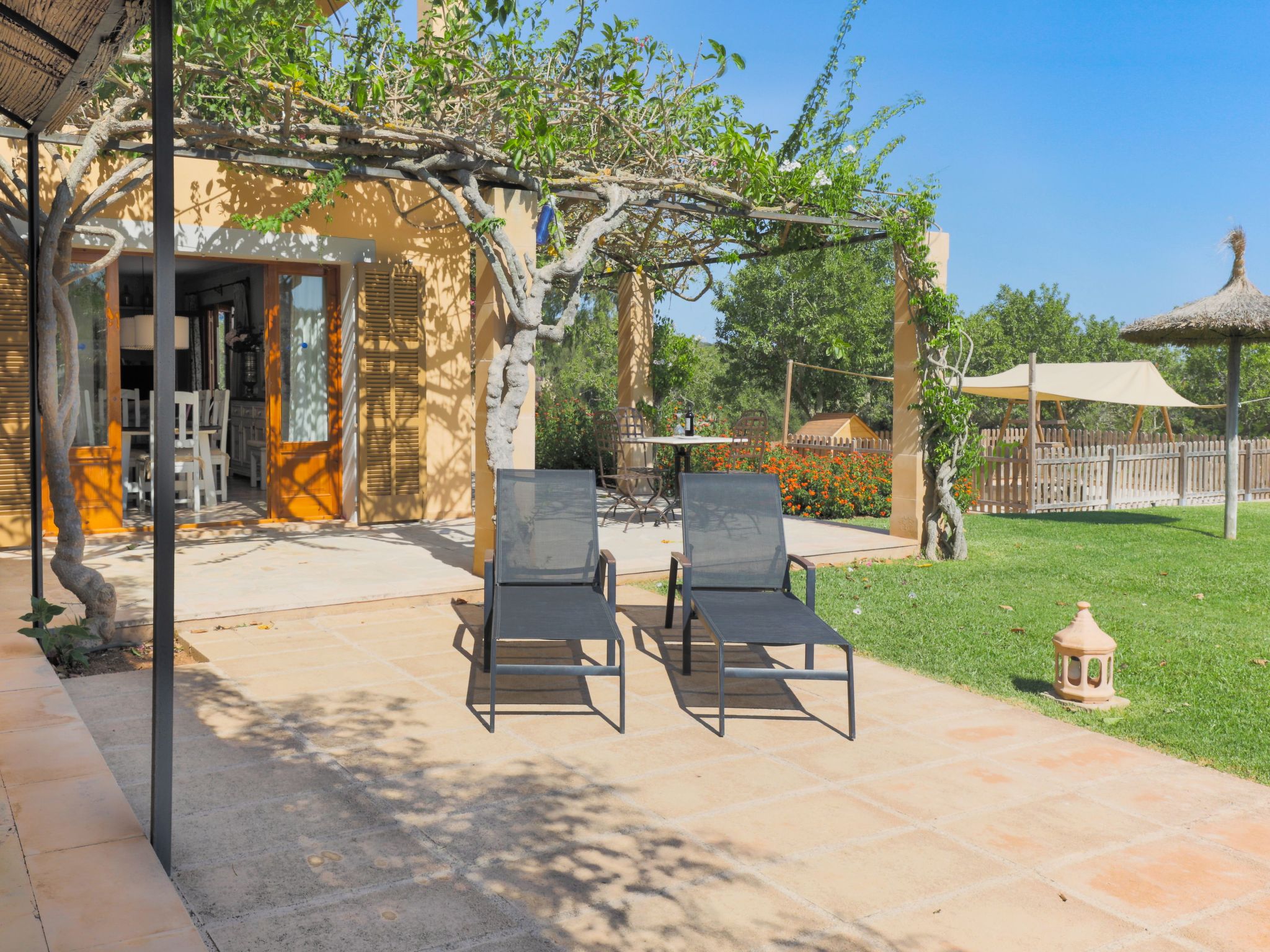 Parra-Image-tags.info