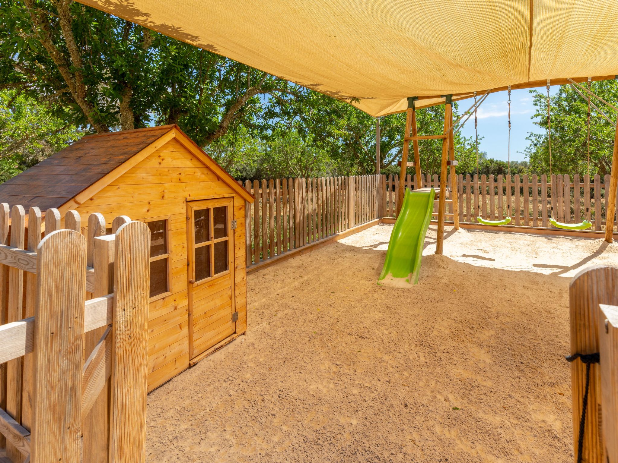 Parra-Image-tags.info