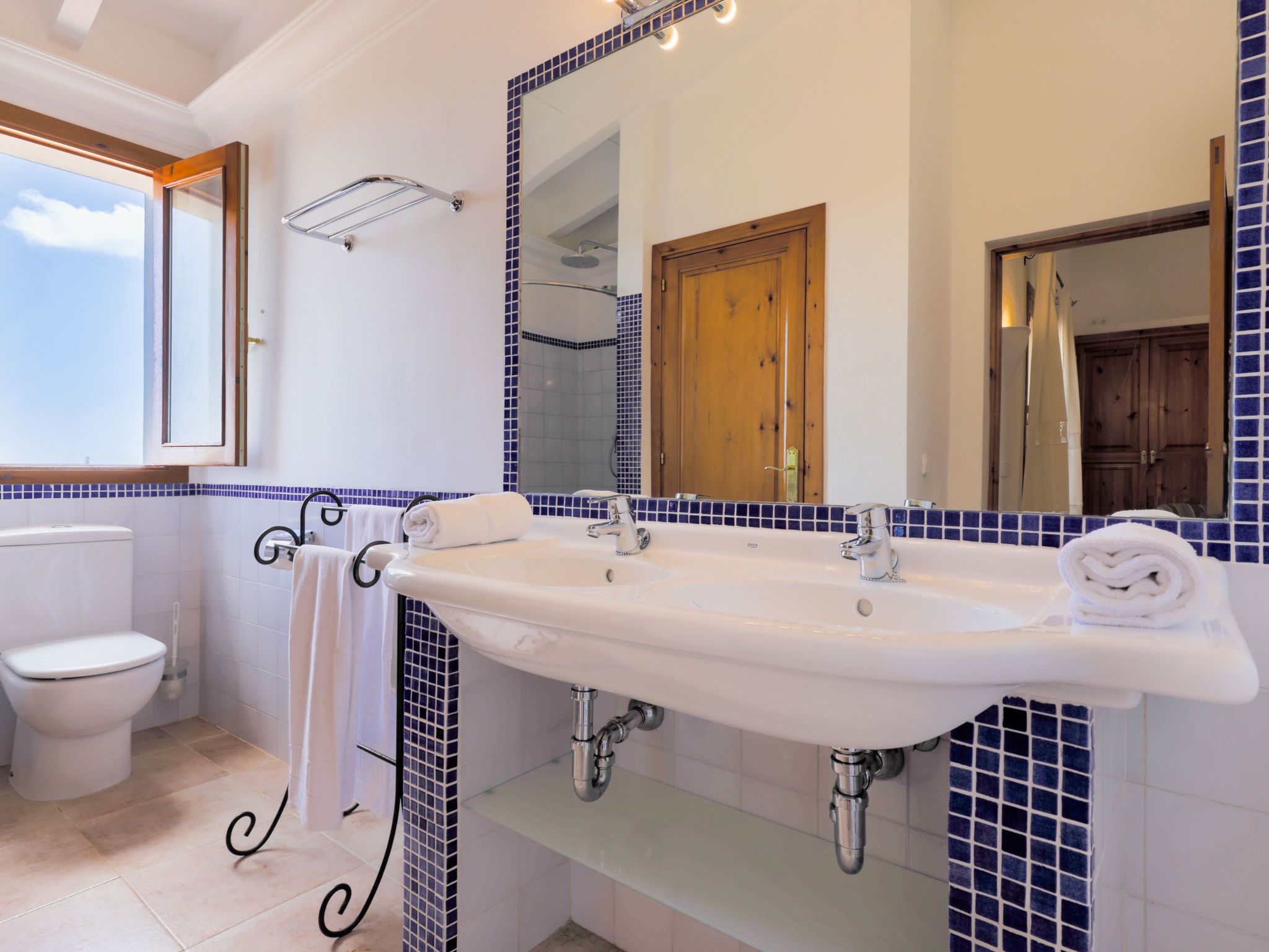 Parra-Image-tags.info