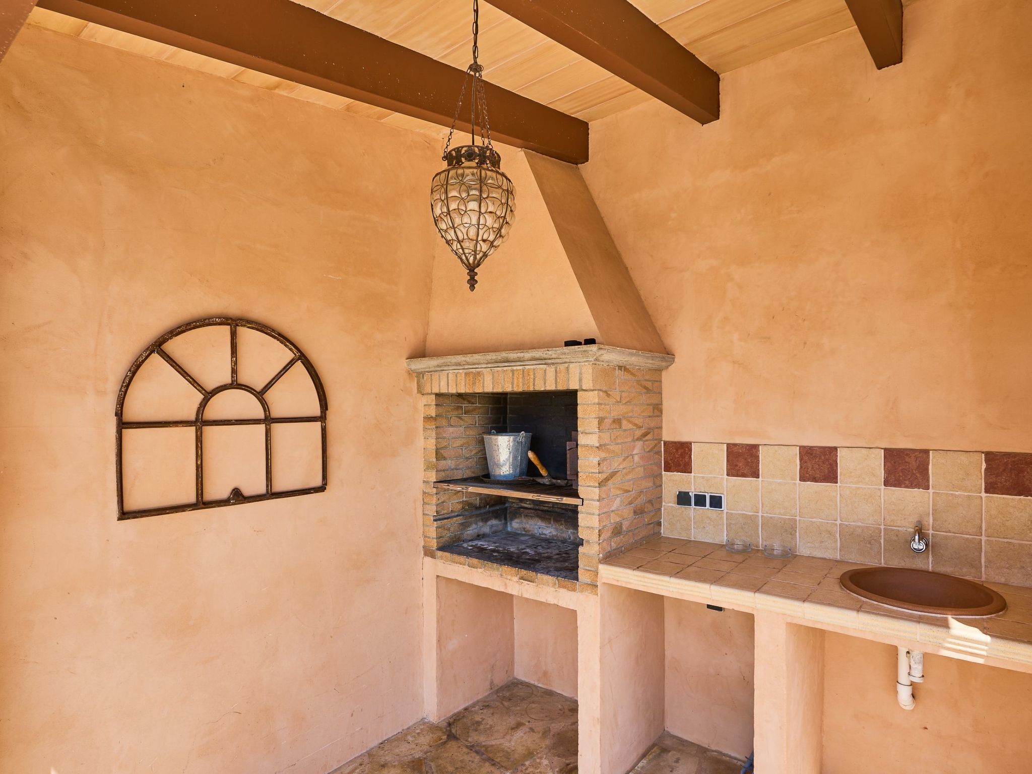 Miralu-Image-tags.info