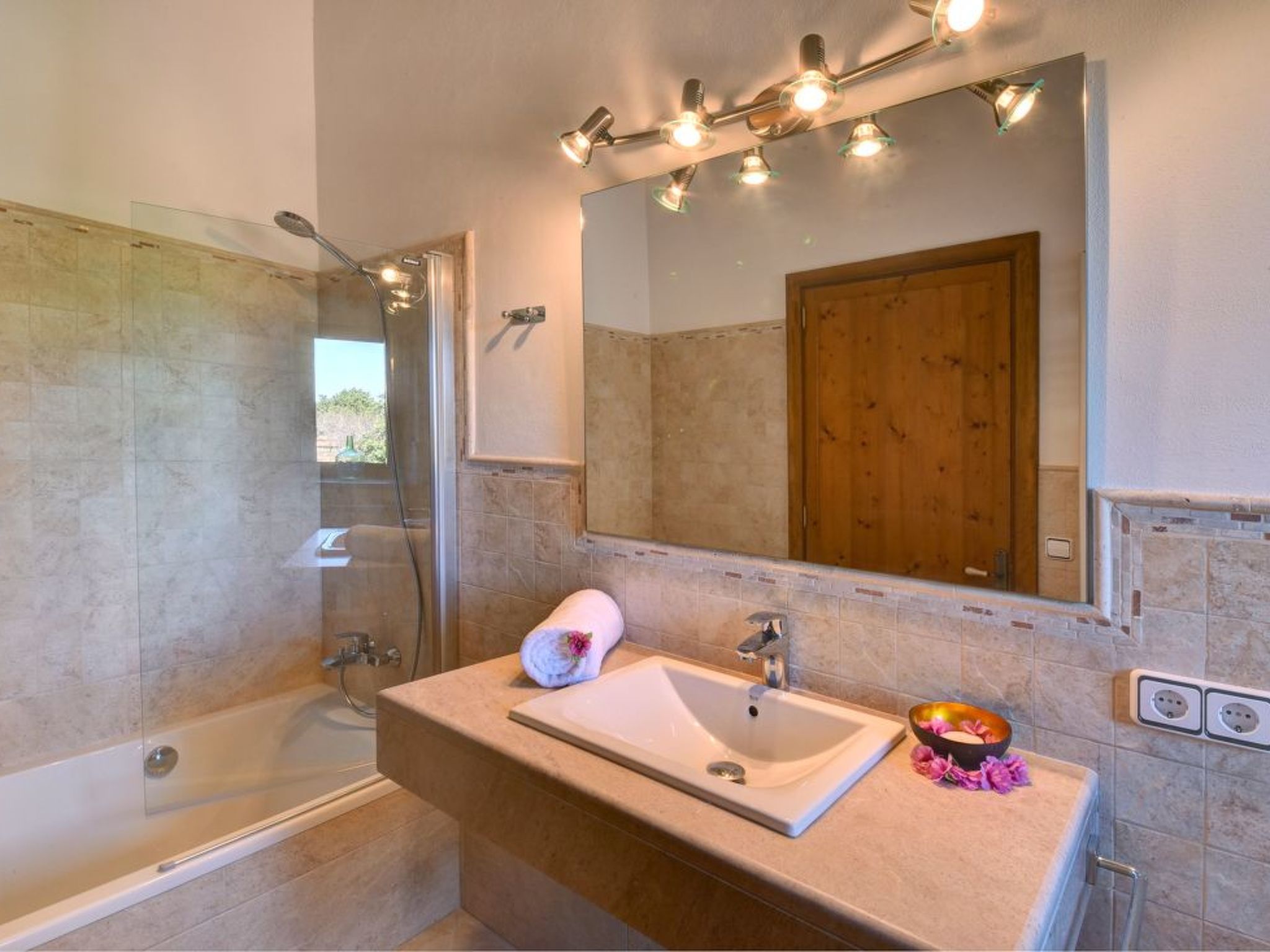 Sonduri-Image-tags.info