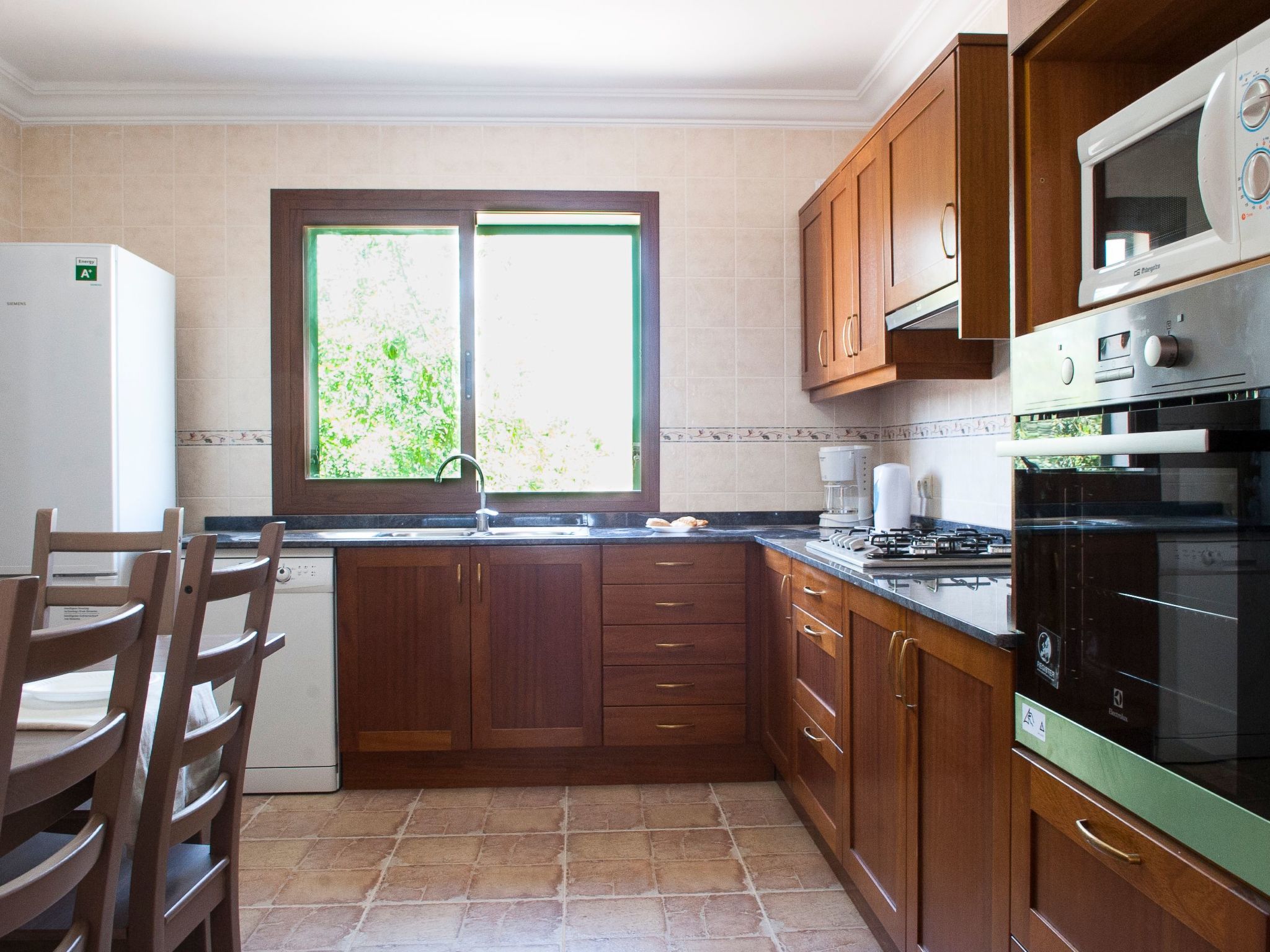 Verdal-Image-tags.info