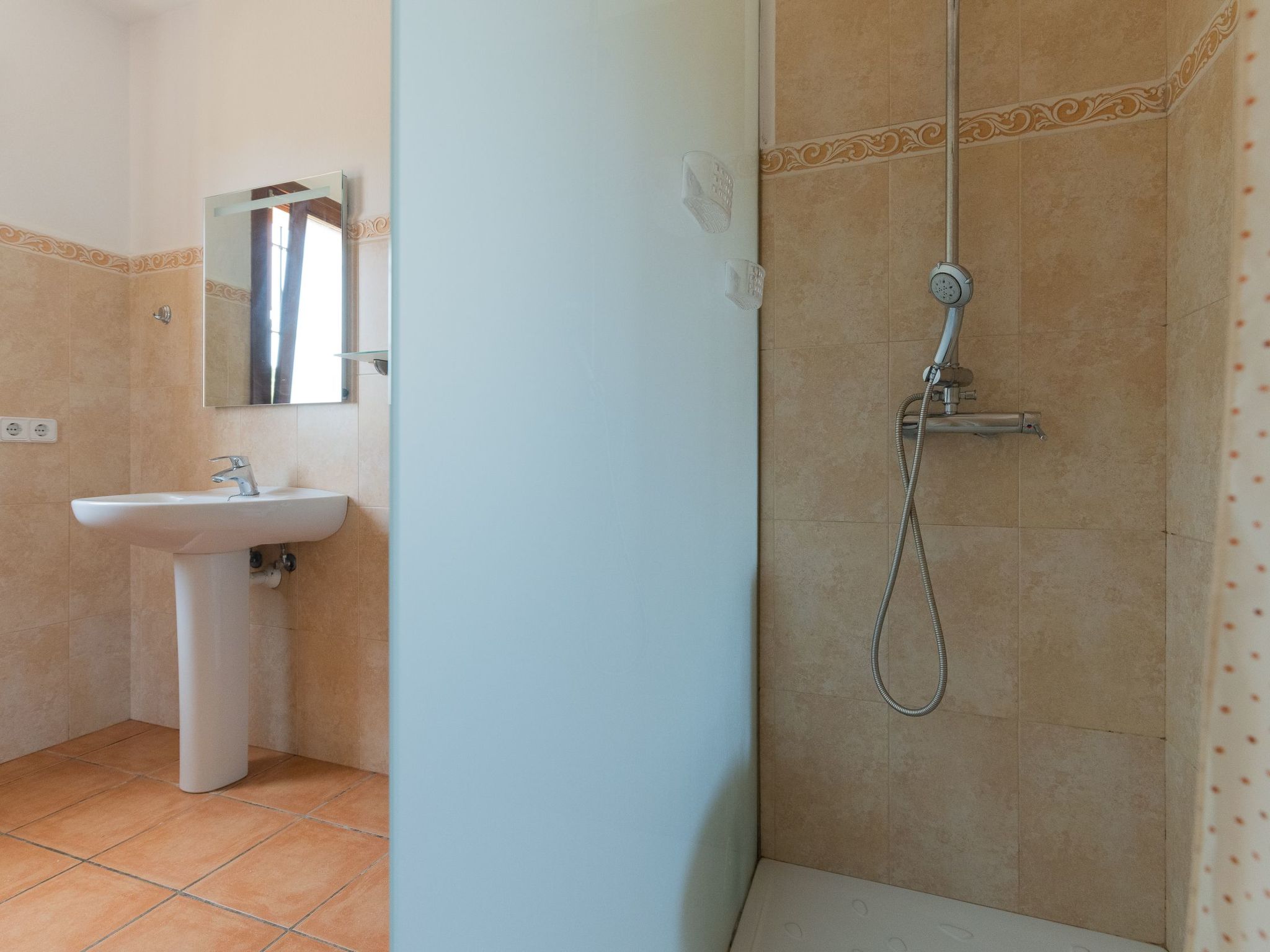 Angoixes-Image-tags.info