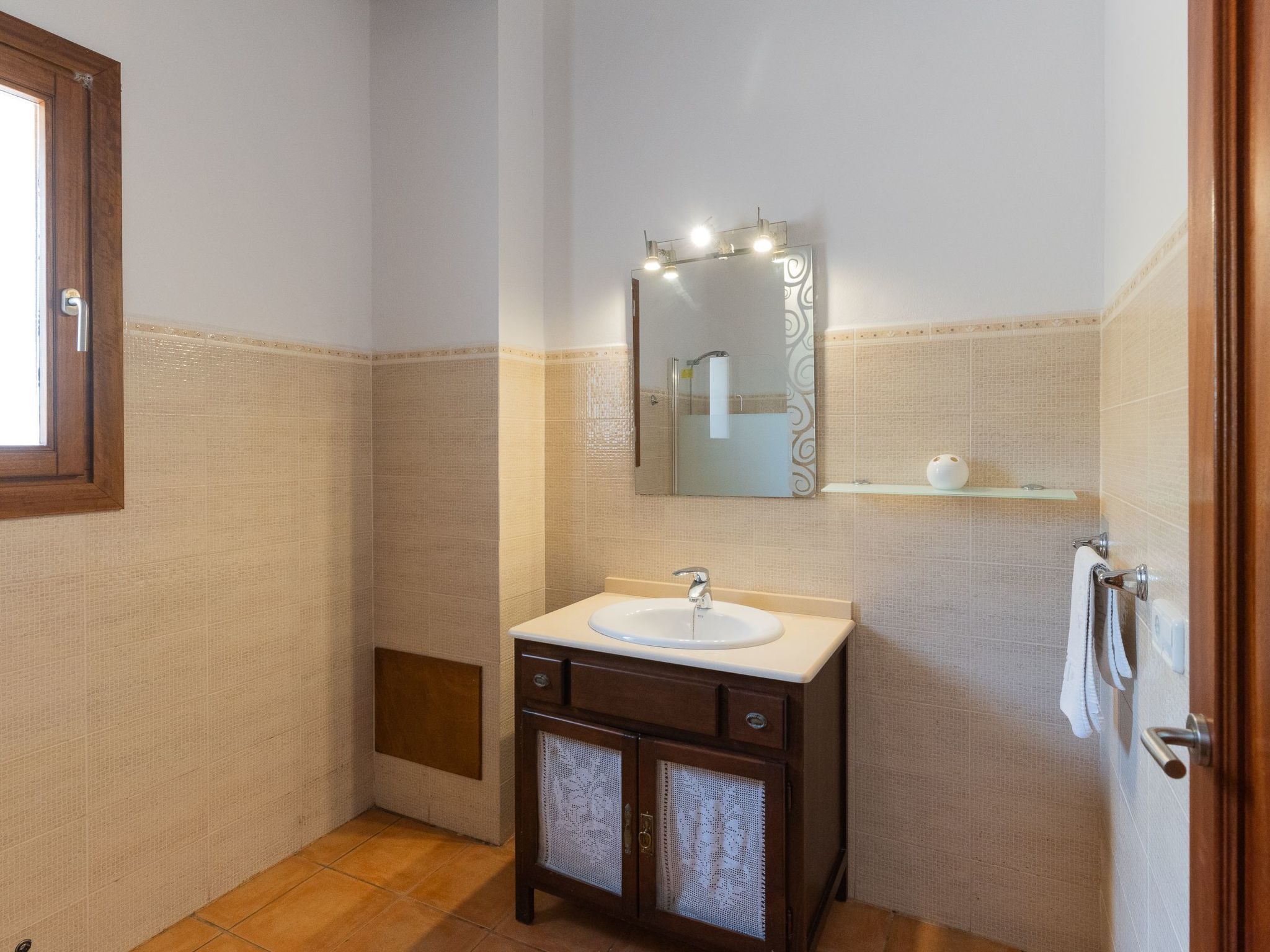 Angoixes-Image-tags.info