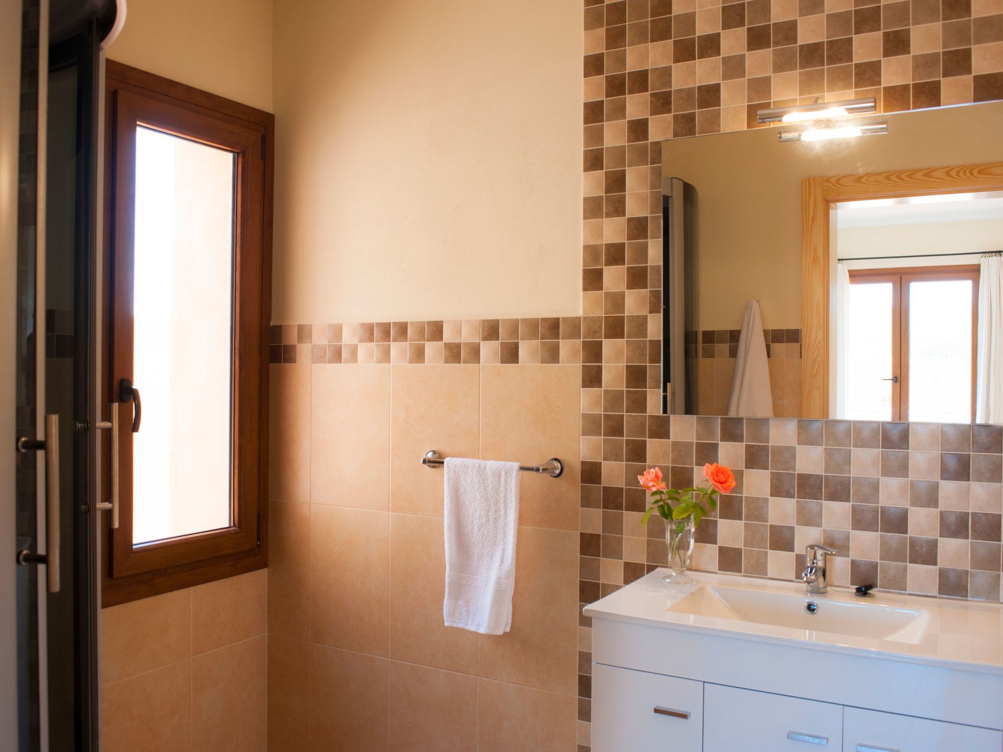 Xorca-Image-tags.info