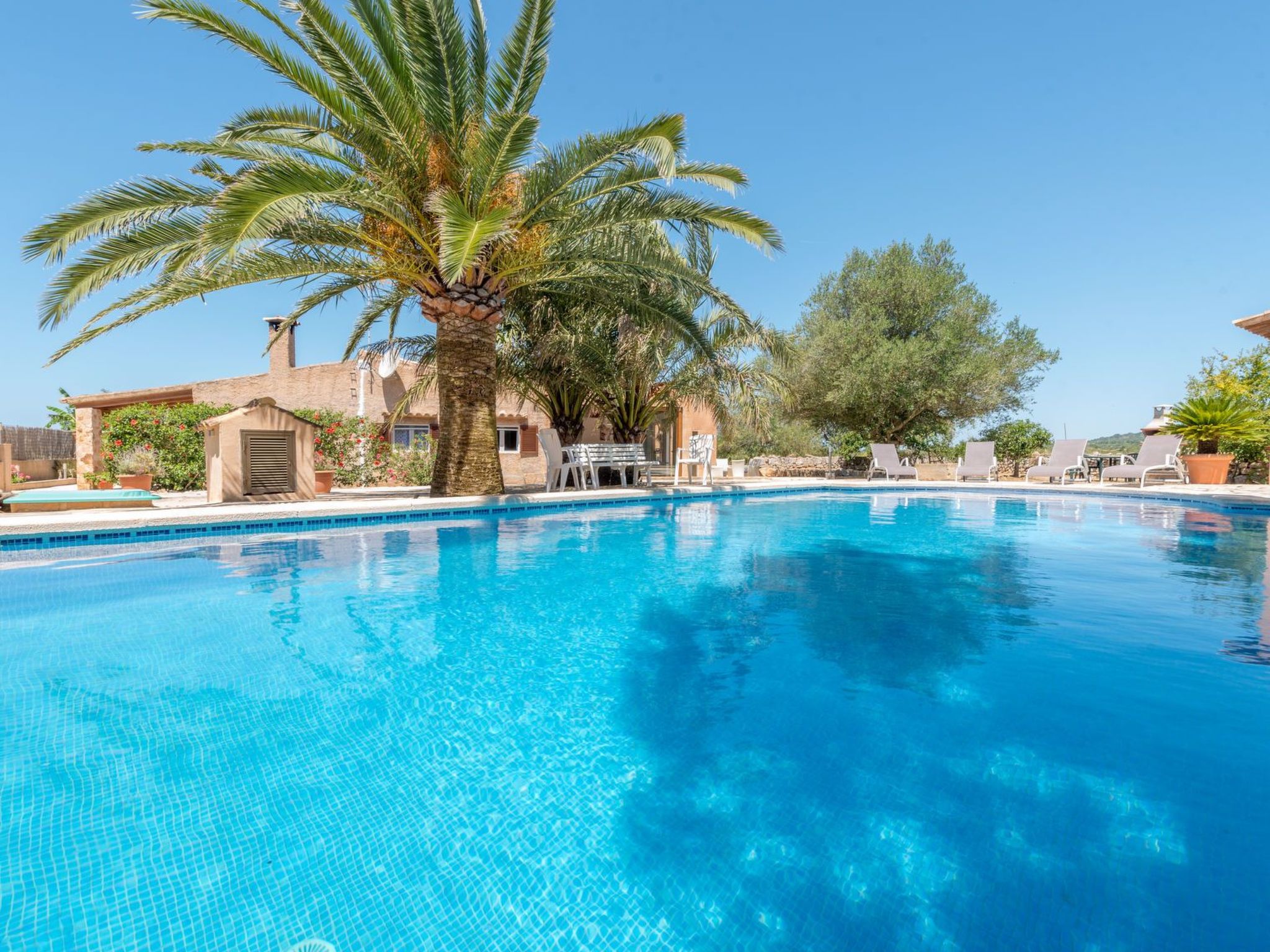 Idyllische Finca mit Garten und Pool-Dedans