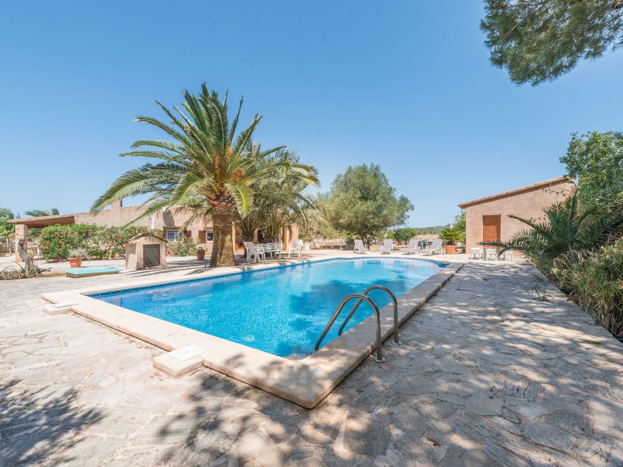 Idyllische Finca mit Garten und Pool-Dedans