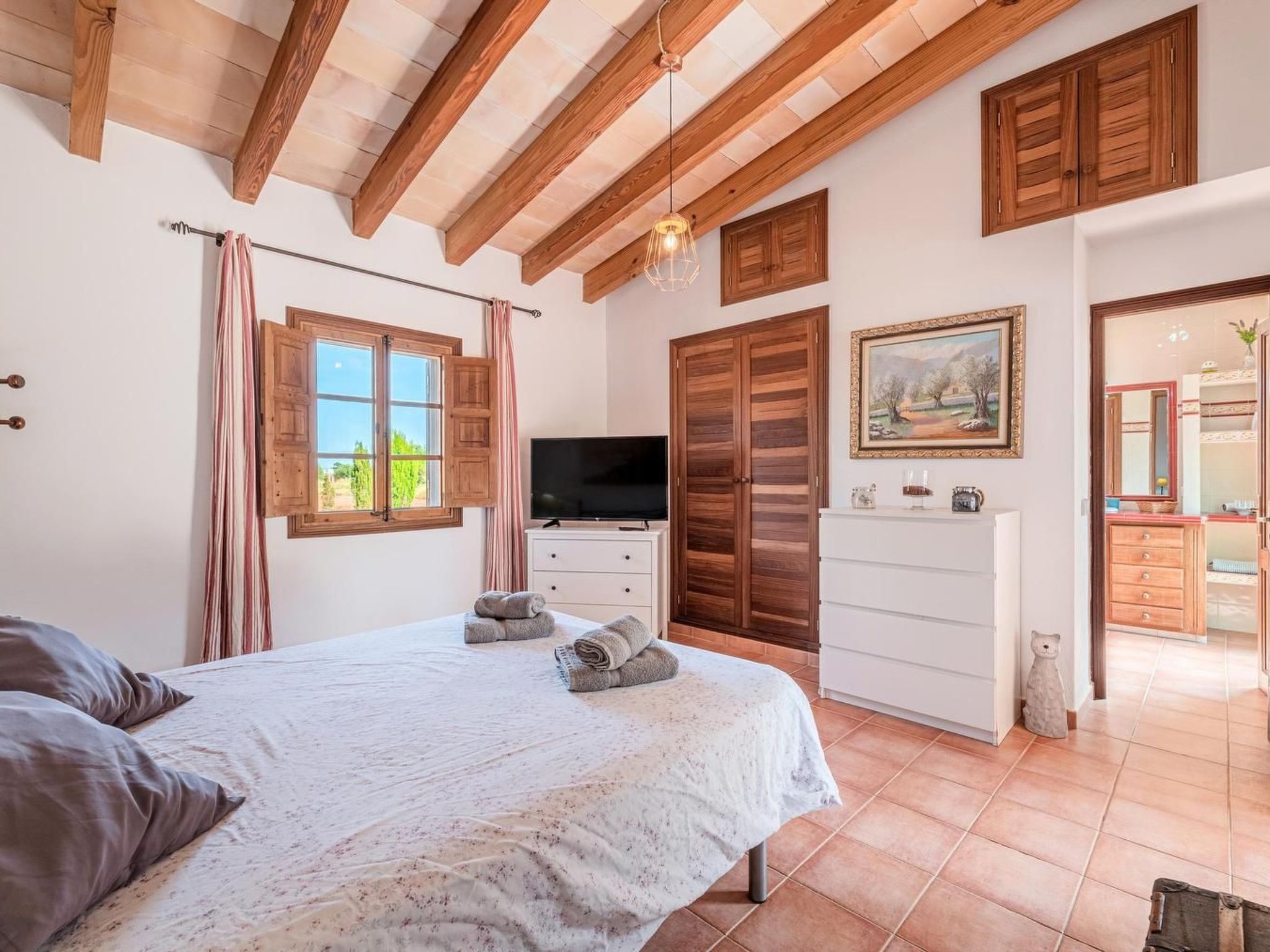 Idyllische Finca mit Garten und Pool-Dedans