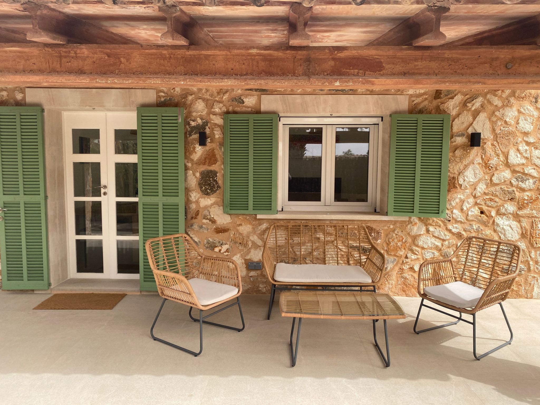 Idyllische Finca mit Garten und Pool-Dedans