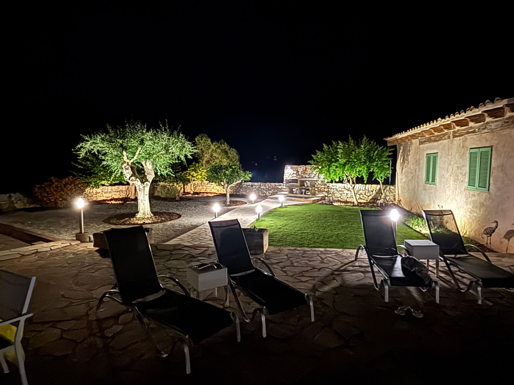 Idyllische Finca mit Garten und Pool-Dedans