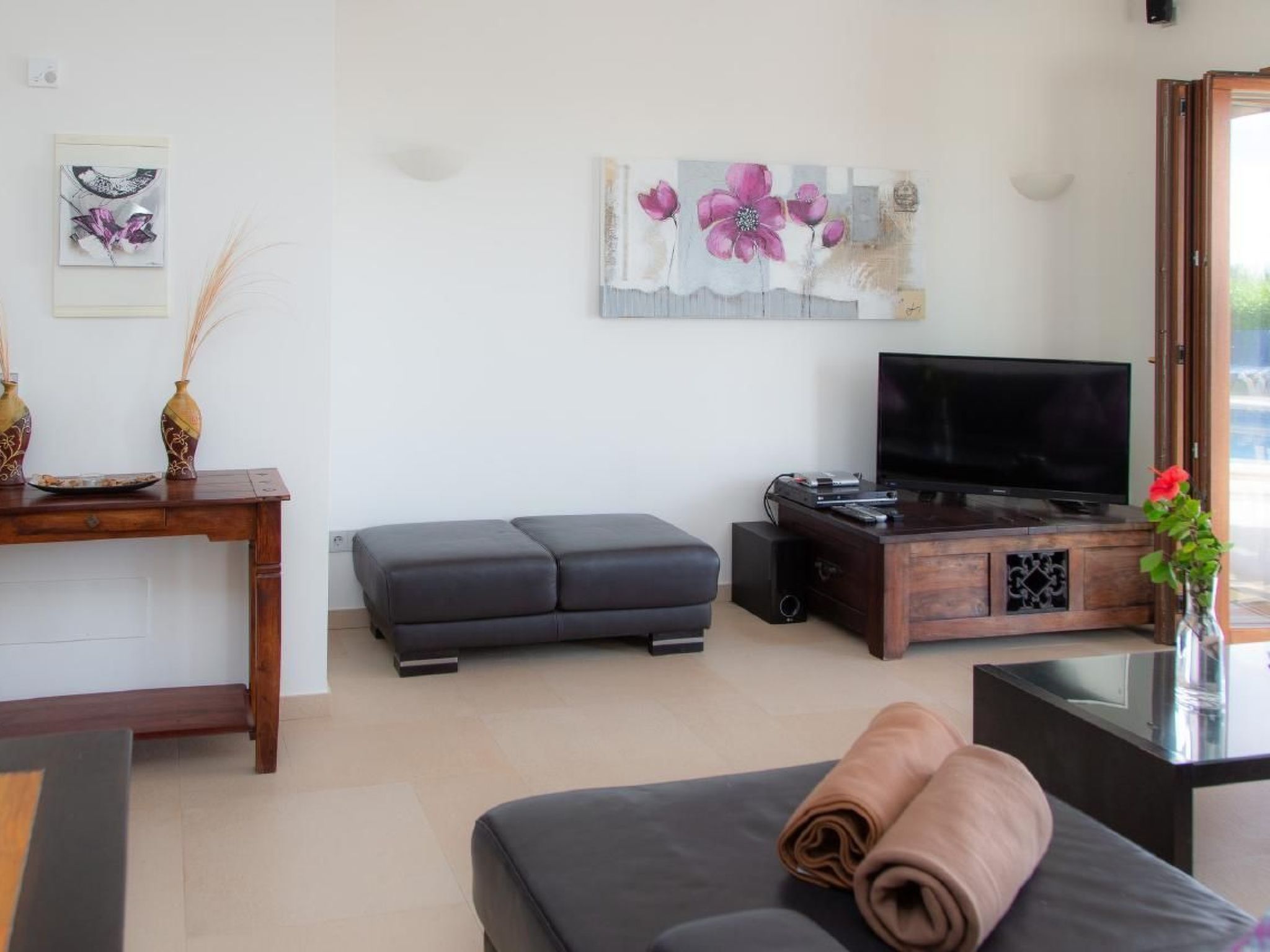 Villa Amarador-Image-tags.info