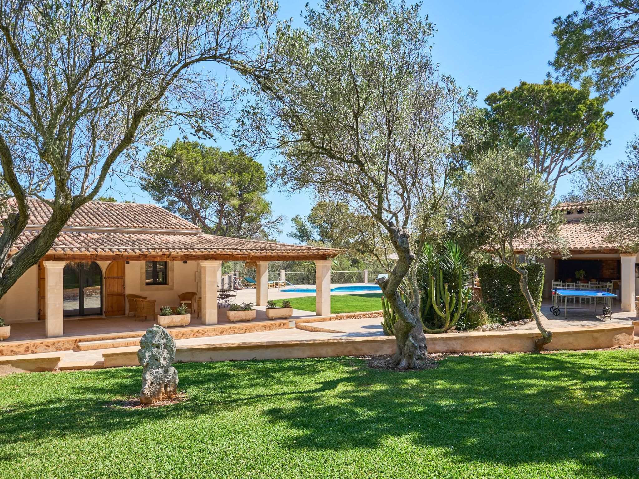 Rotes-Image-tags.info