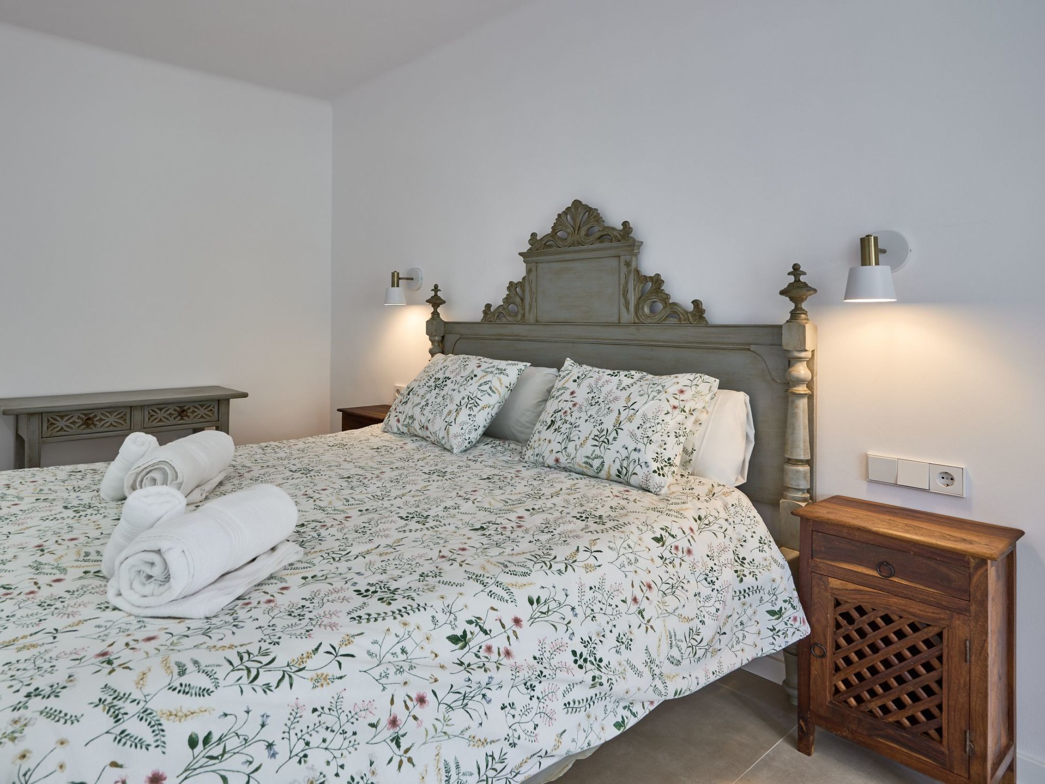 Rotes-Image-tags.info