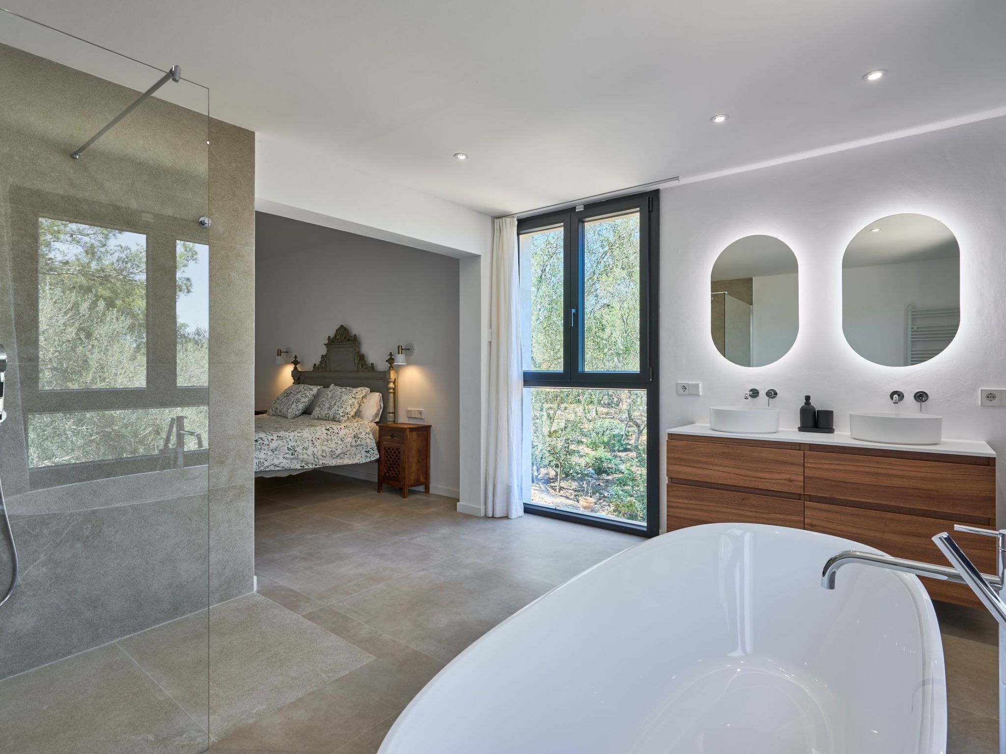 Rotes-Image-tags.info