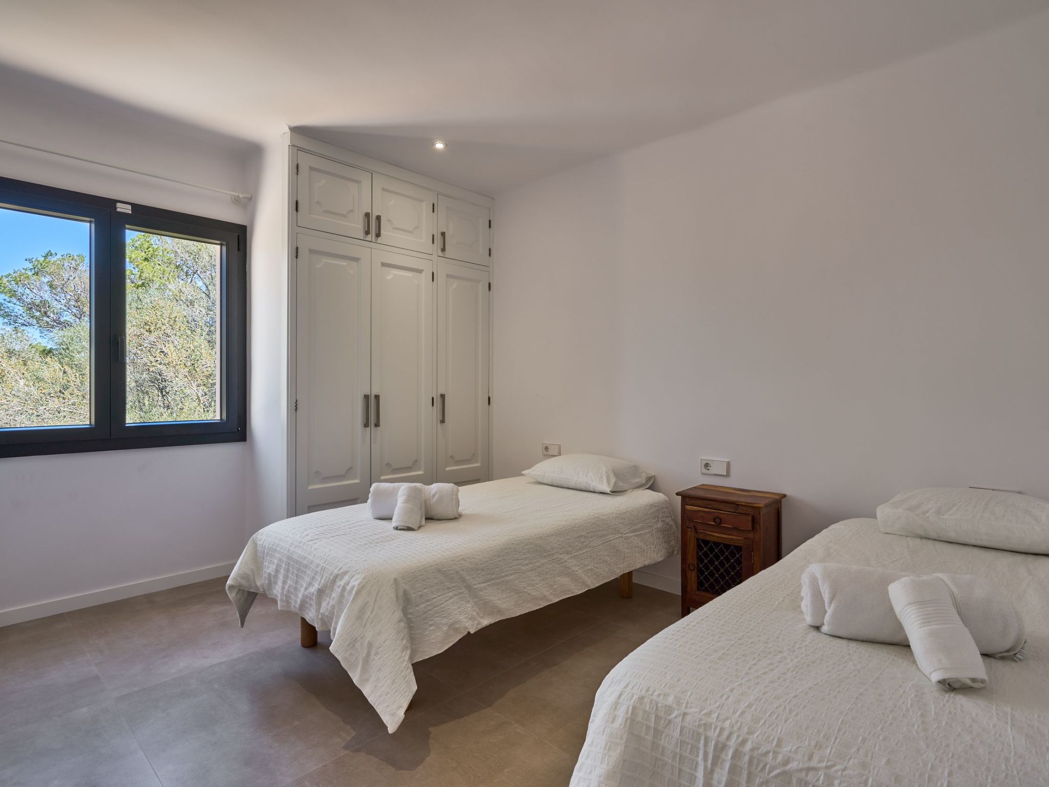 Rotes-Image-tags.info