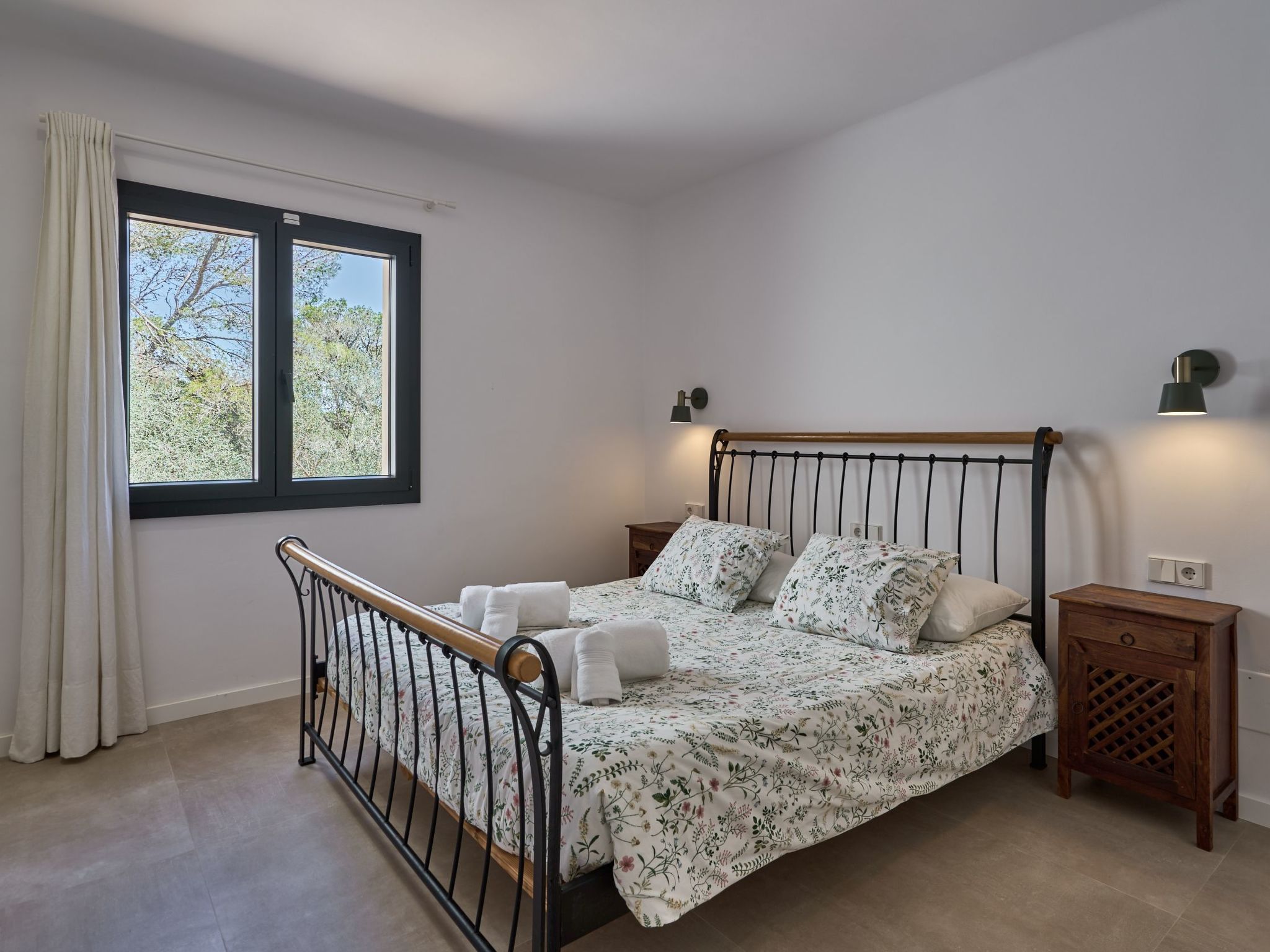 Rotes-Image-tags.info